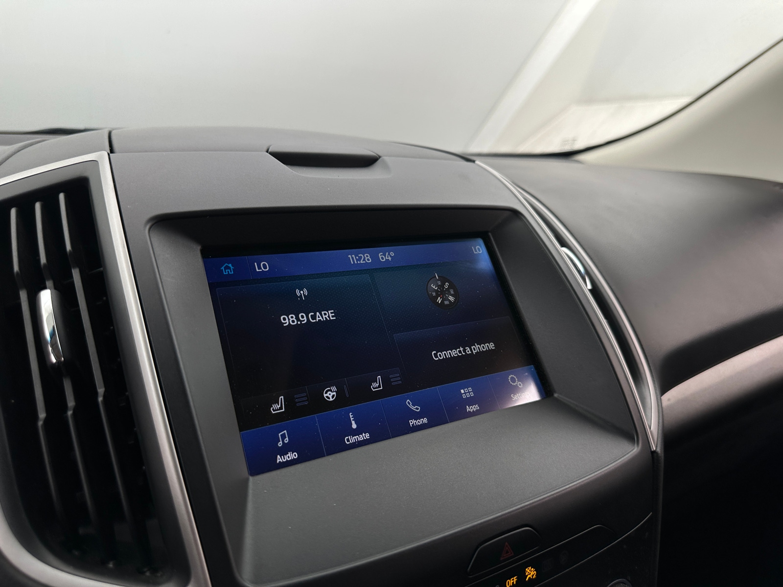 Thumbnail: 2019 Ford Edge - 3
