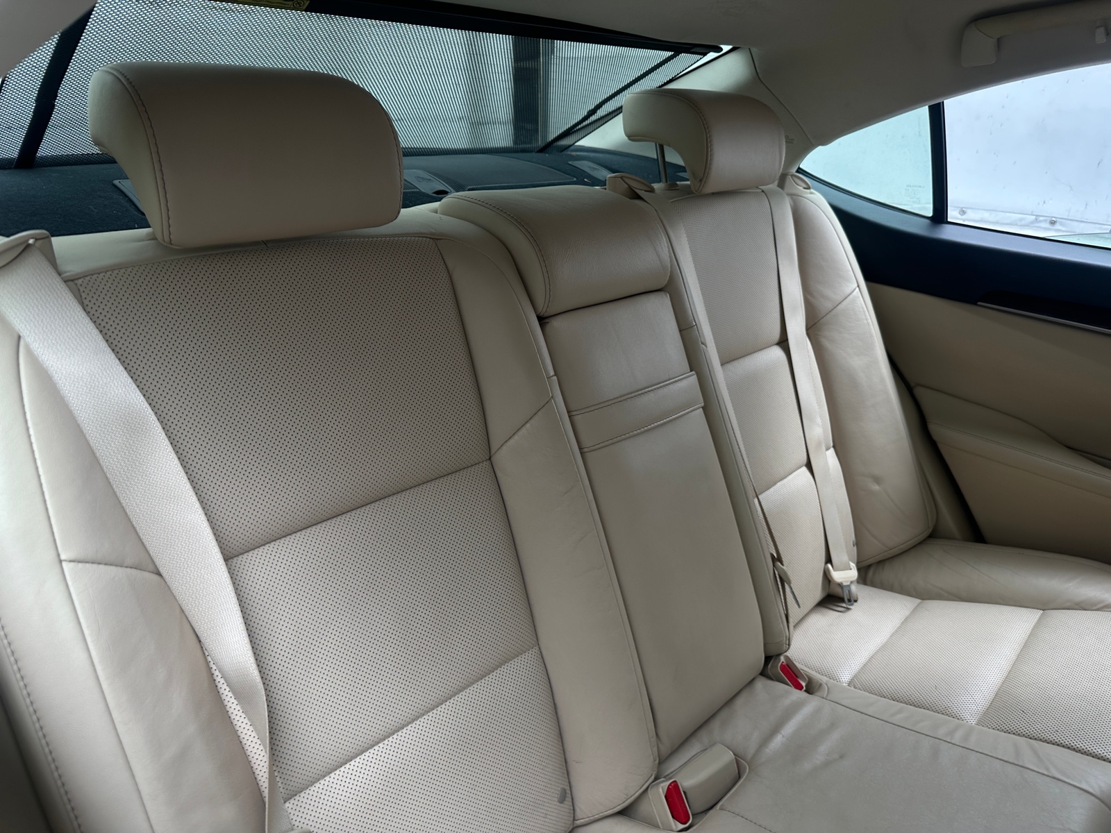 Thumbnail: 2013 Lexus ES - 6