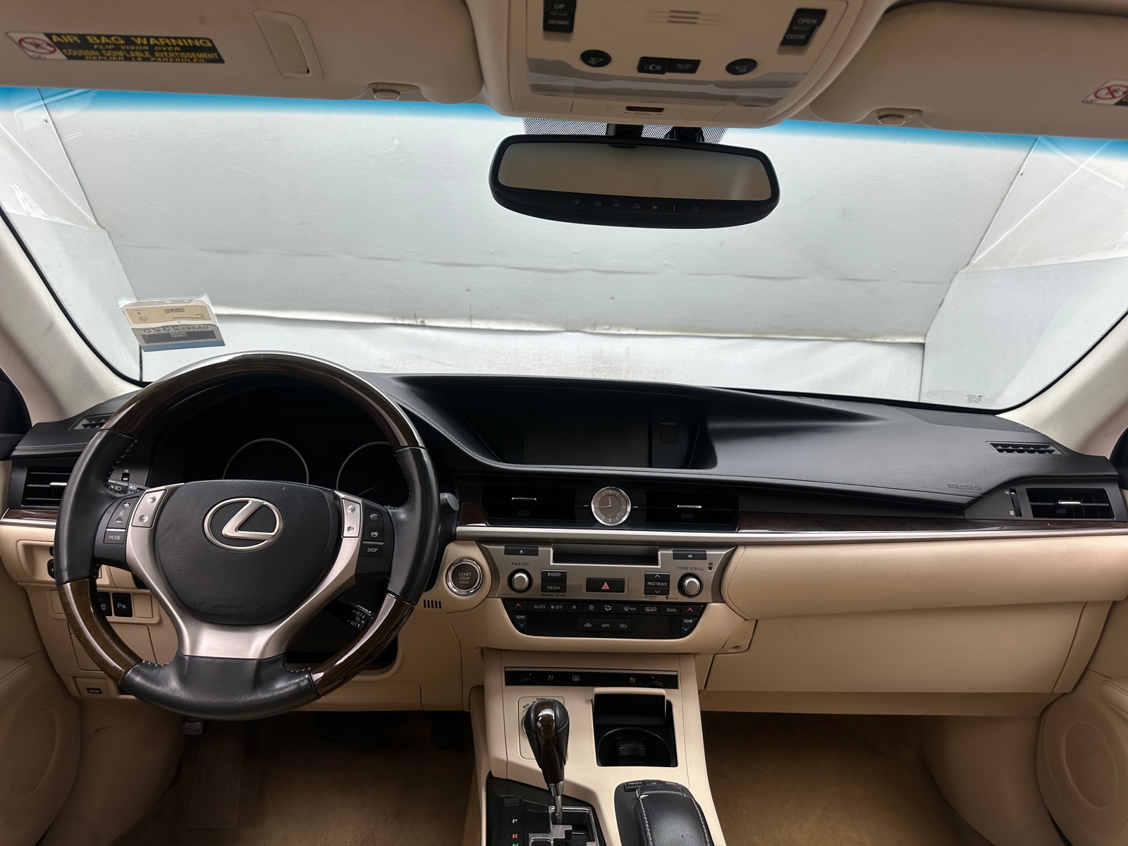 Thumbnail: 2013 Lexus ES - 3
