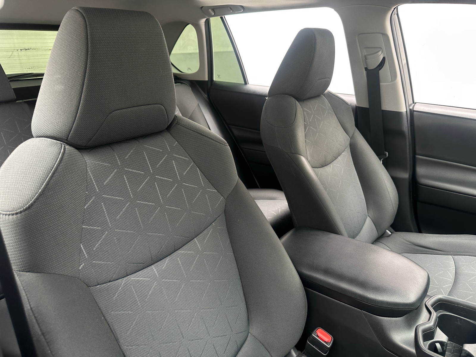 Thumbnail: 2019 Toyota RAV4 - 2