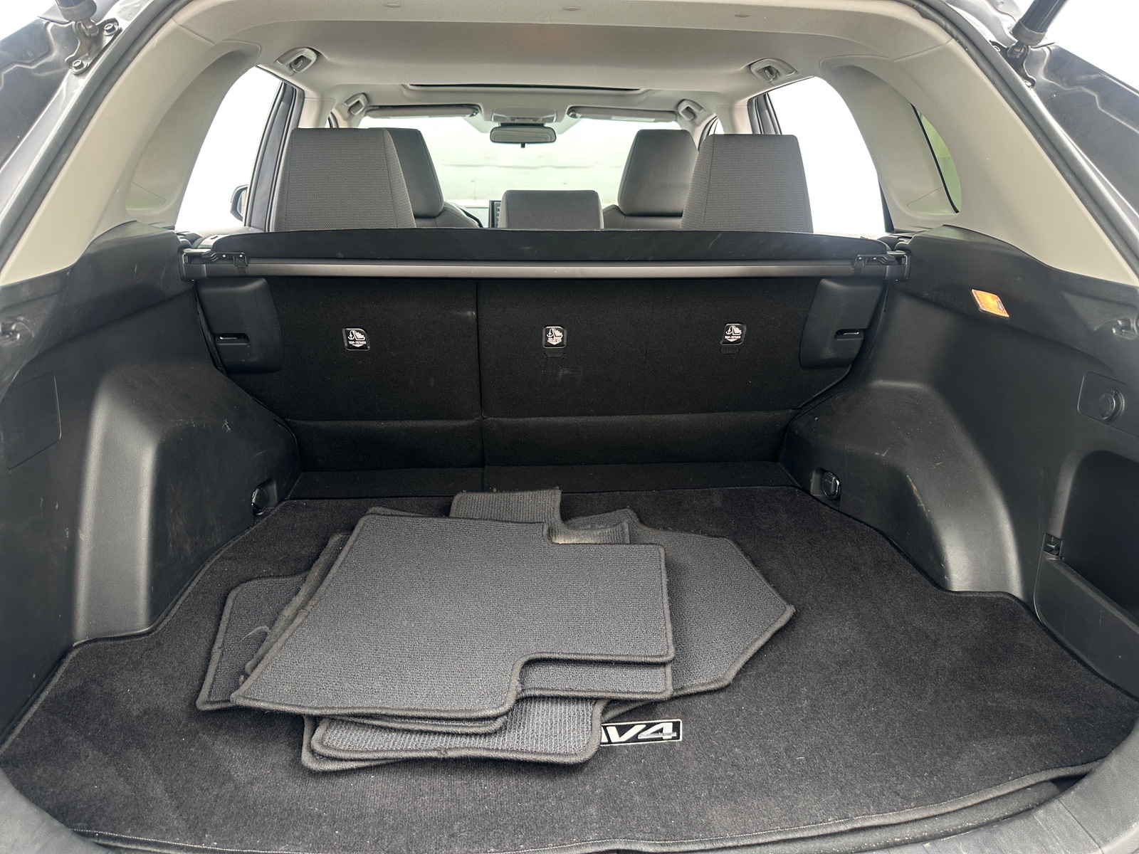 Thumbnail: 2019 Toyota RAV4 - 7