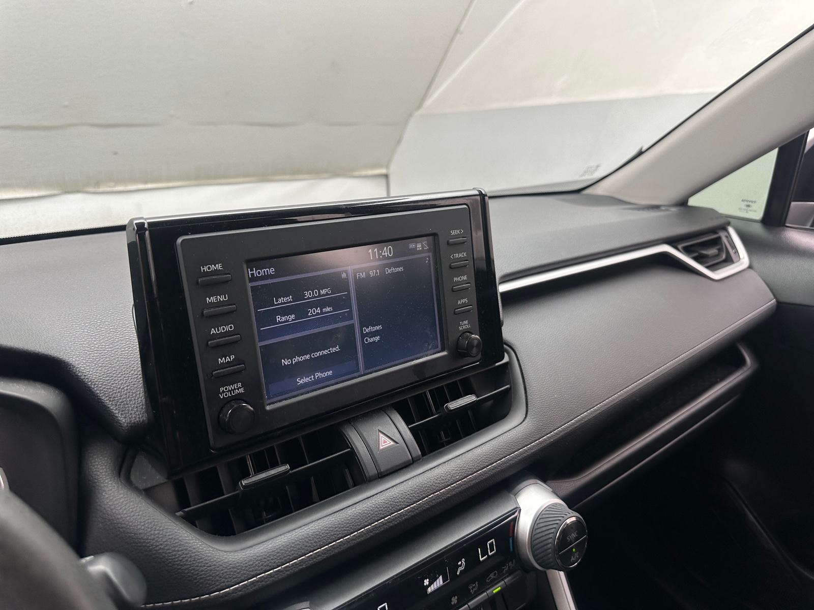 Thumbnail: 2019 Toyota RAV4 - 4