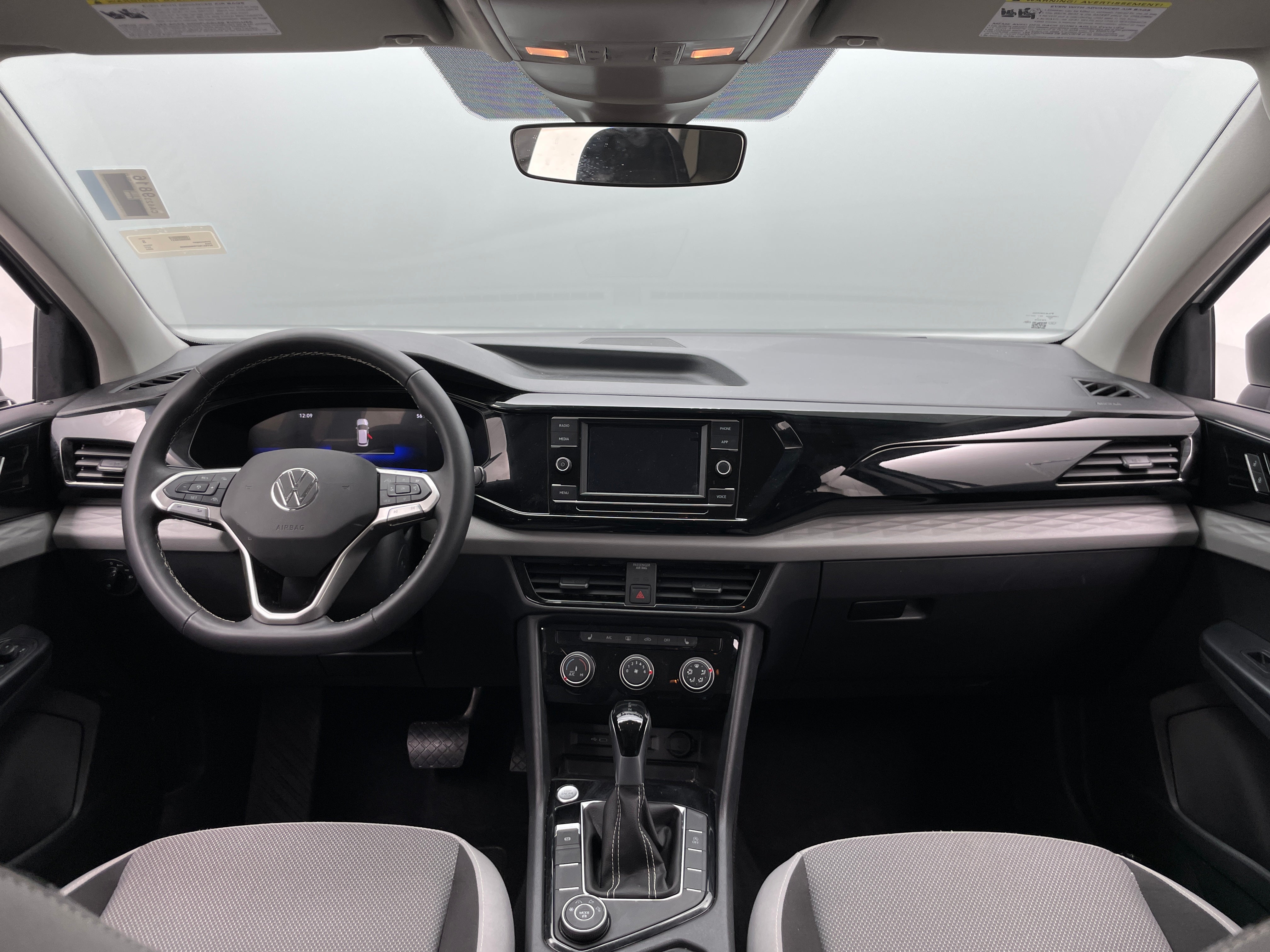 2024 Volkswagen Taos