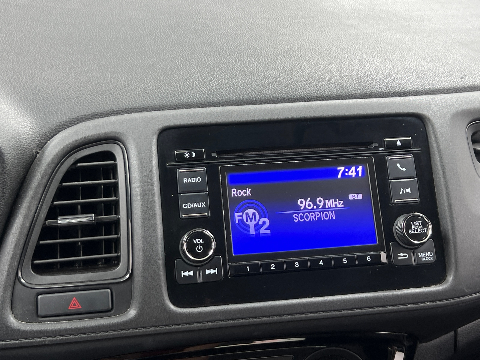 Thumbnail: 2018 Honda HR-V - 4