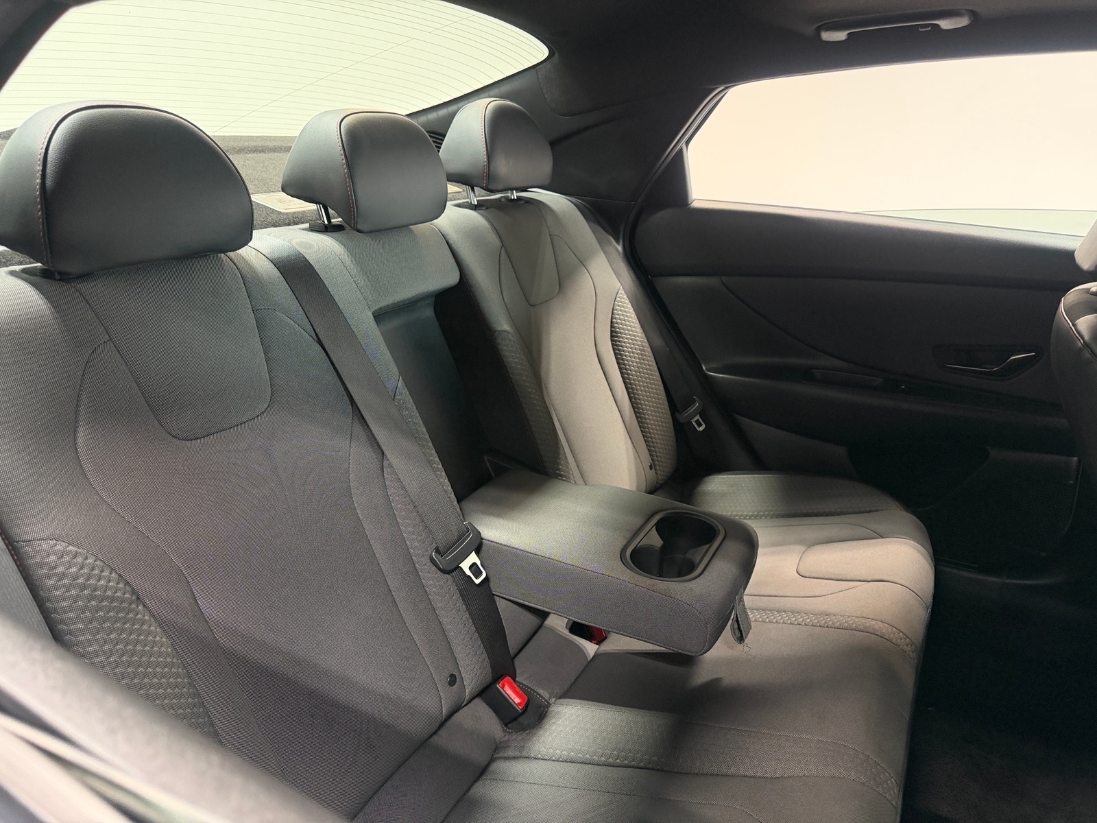 Thumbnail: 2023 Hyundai Elantra - 6