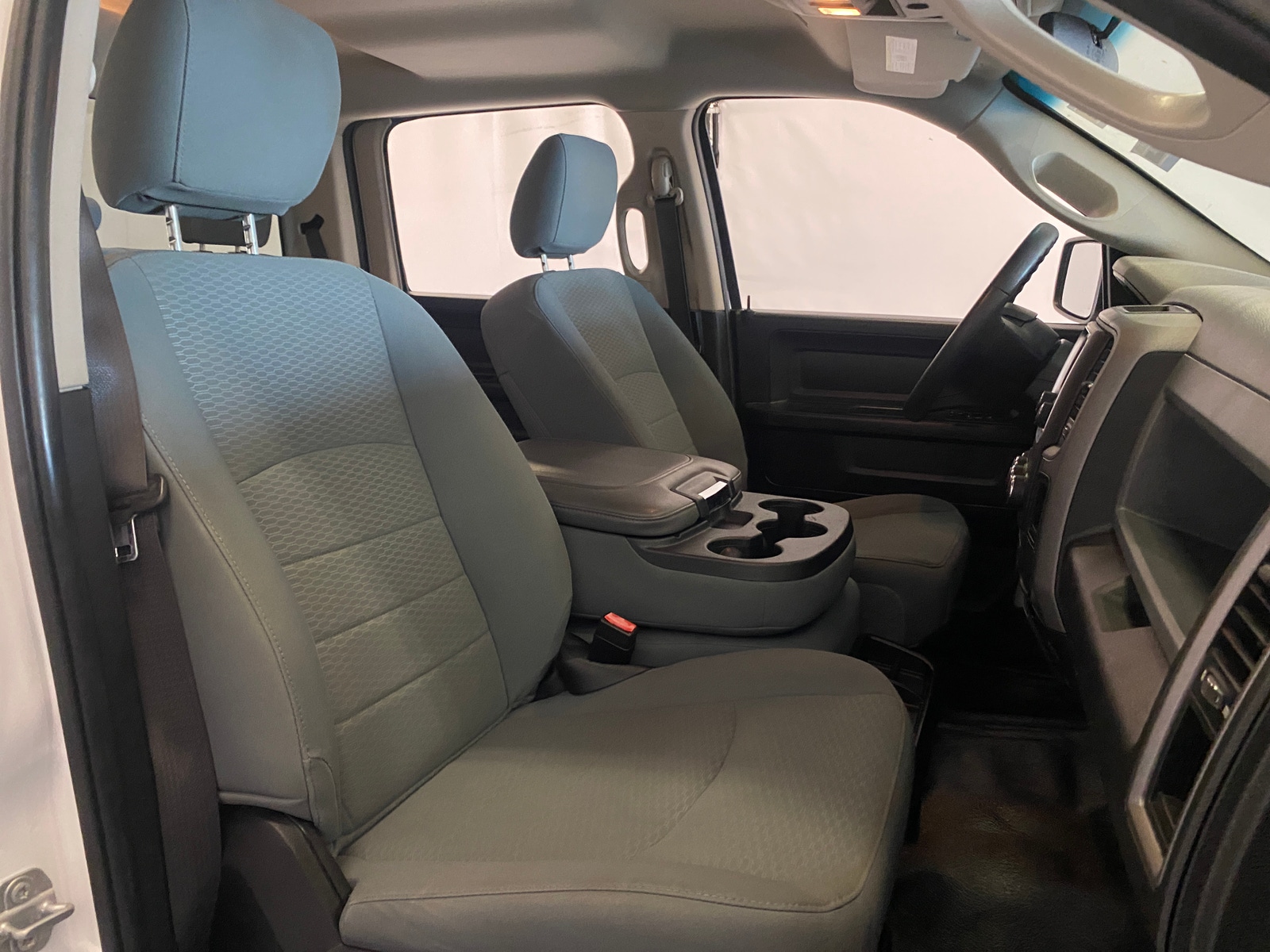 Thumbnail: 2019 RAM 1500 Classic - 2