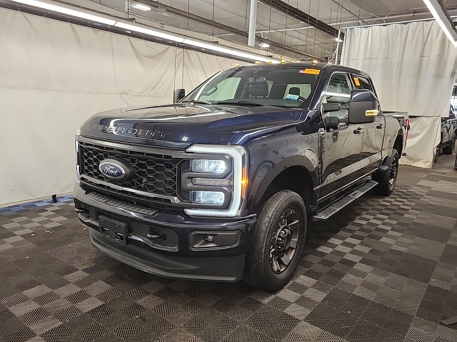 2023 Ford Super Duty F-250 SRW Lariat 4WD Crew Cab 6.75' Box
