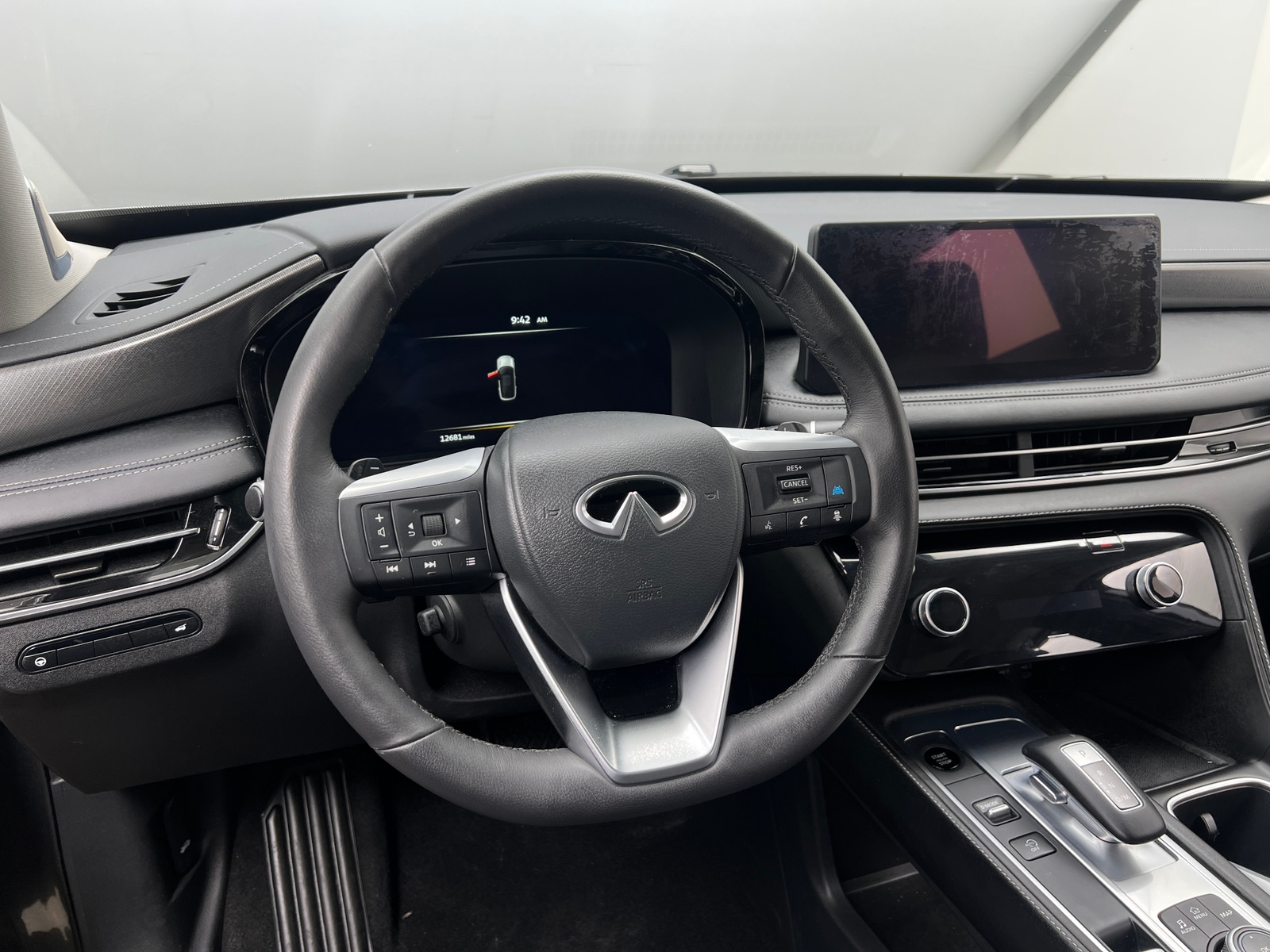 Thumbnail: 2026 INFINITI QX60 - 4
