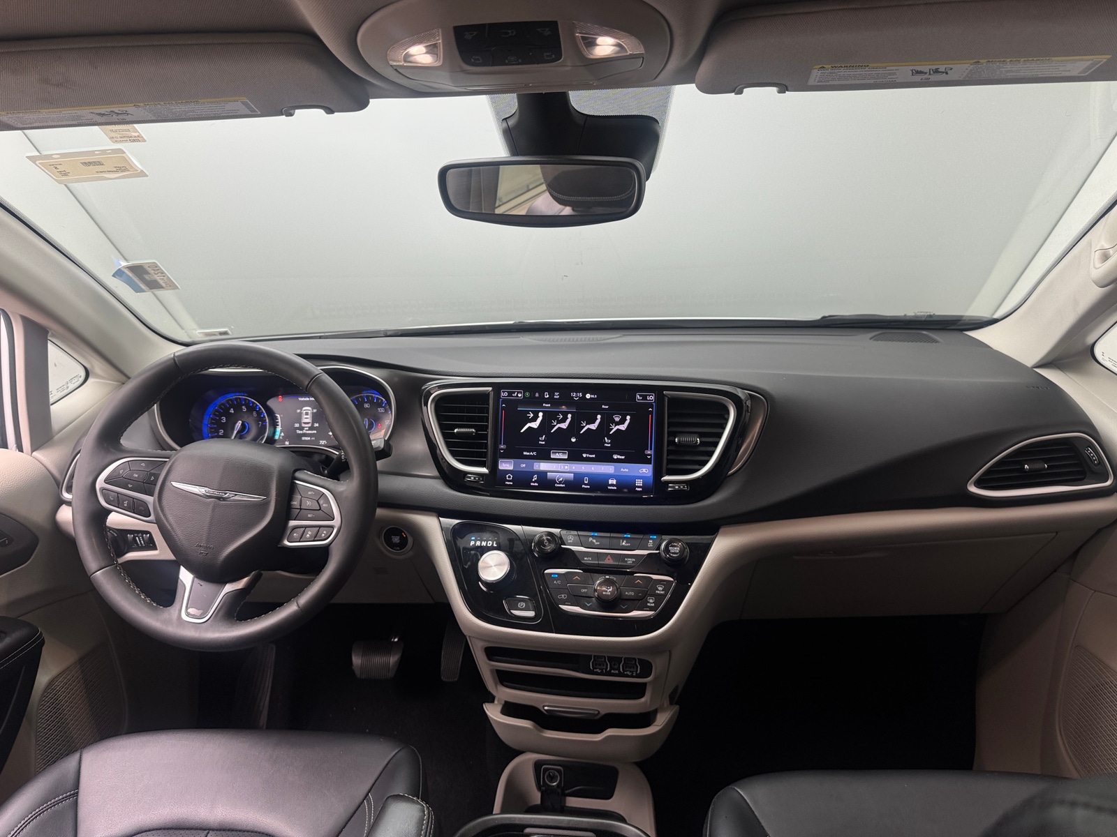 Thumbnail: 2024 Chrysler Pacifica - 2