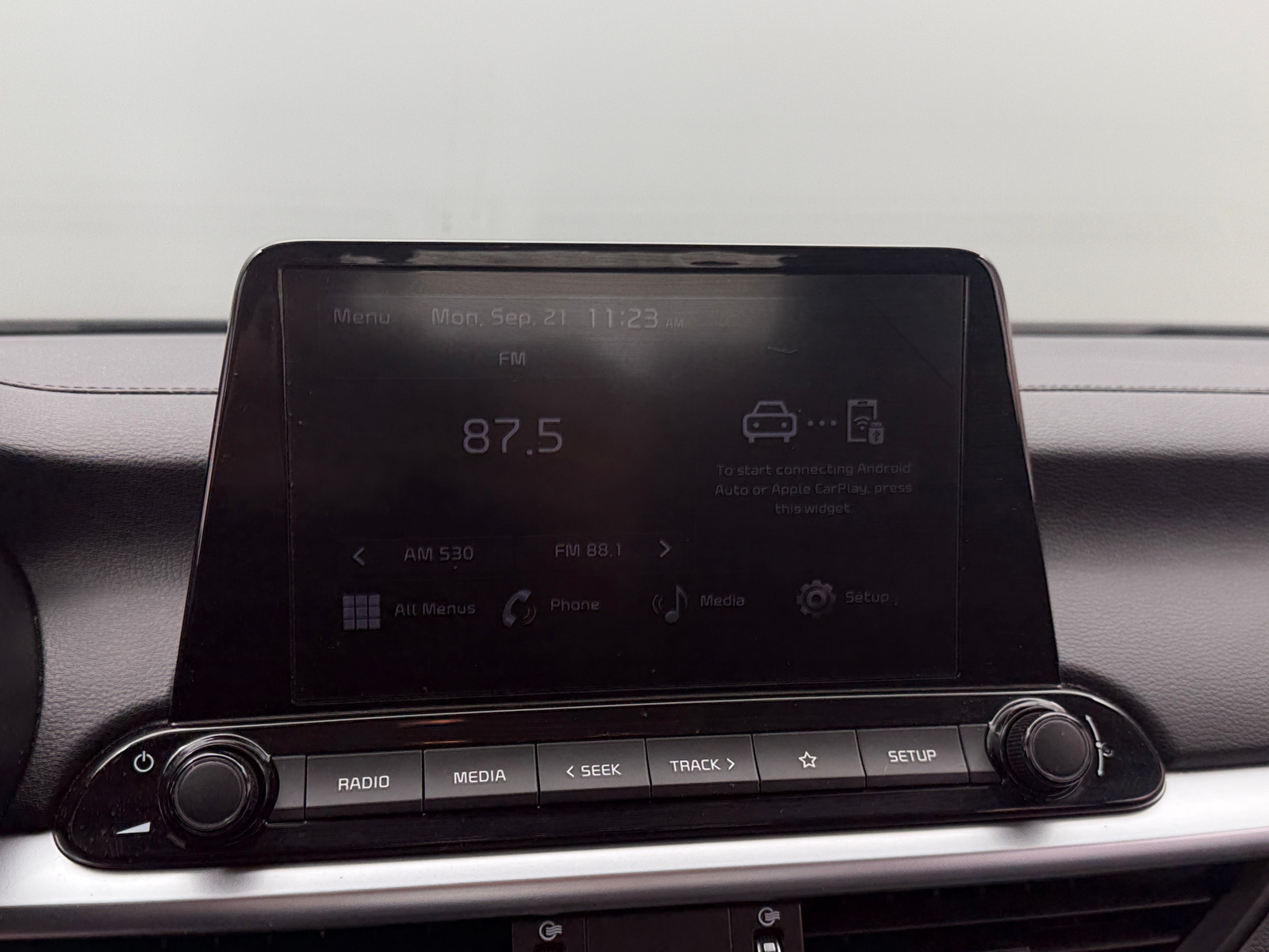 Thumbnail: 2022 Kia Forte - 4