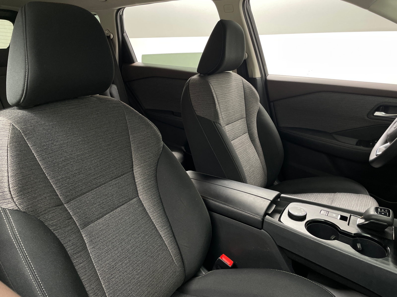 Thumbnail: 2023 Nissan Rogue - 2