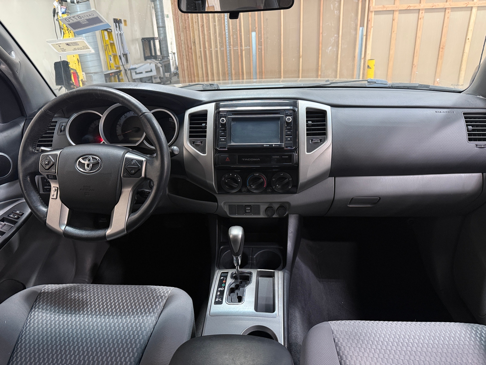 Thumbnail: 2015 Toyota Tacoma - 3