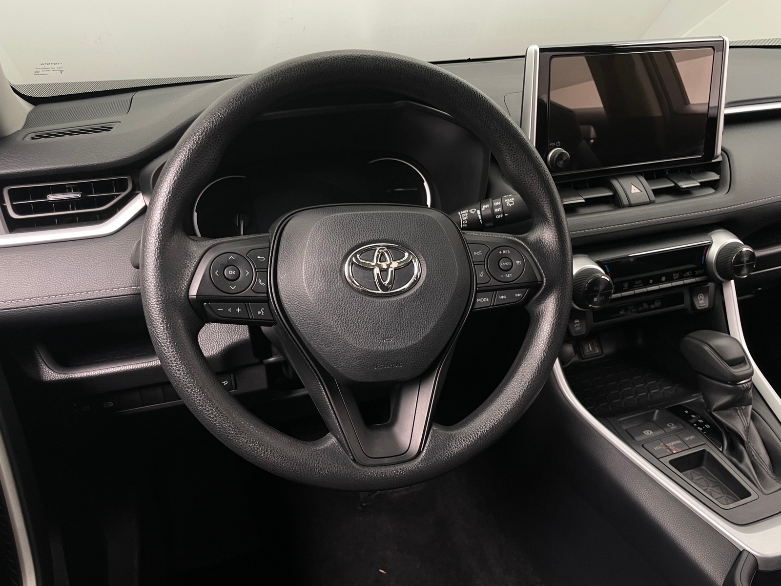 Thumbnail: 2025 Toyota RAV4 - 5