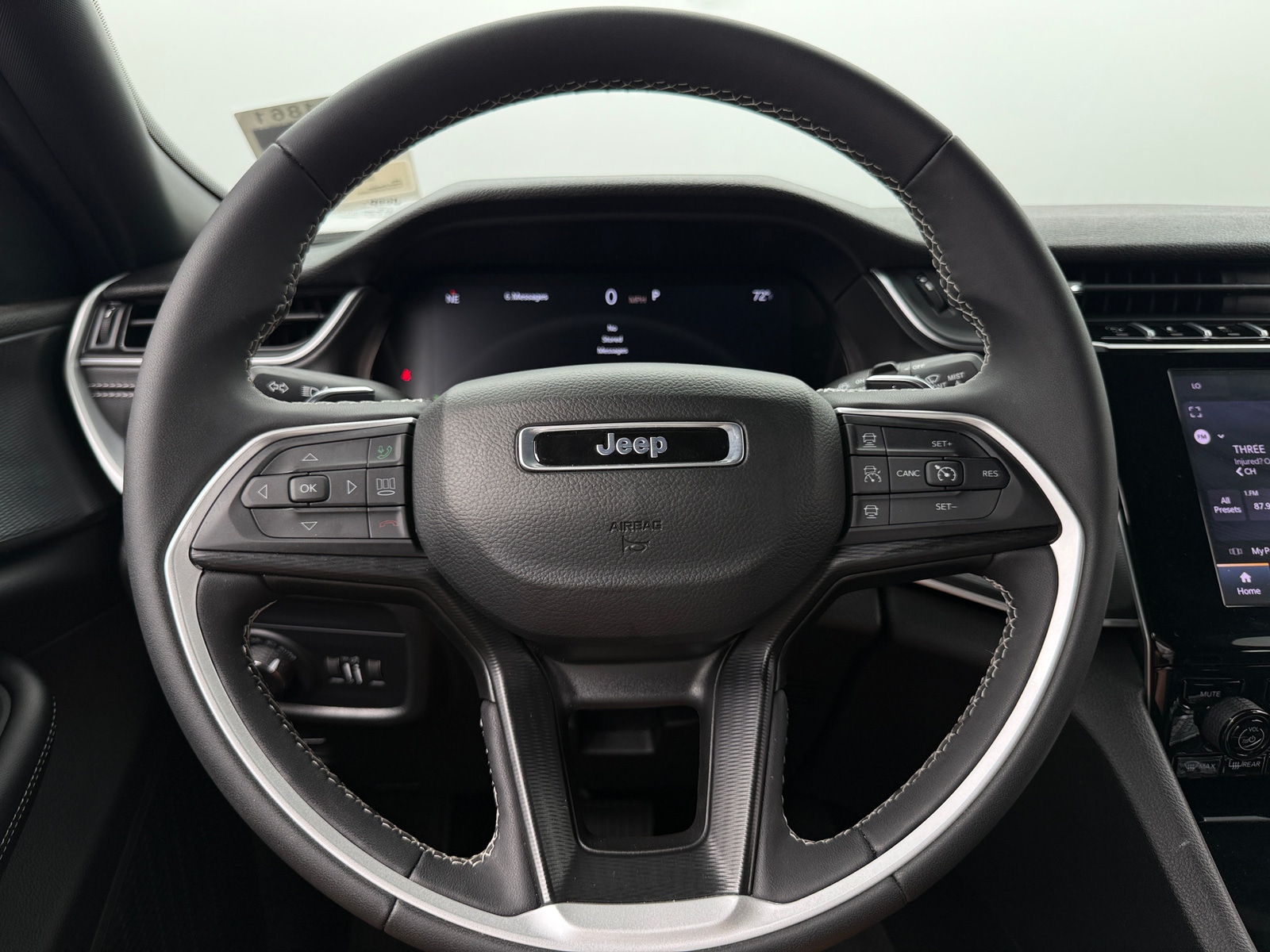 Thumbnail: 2025 Jeep Grand Cherokee - 5
