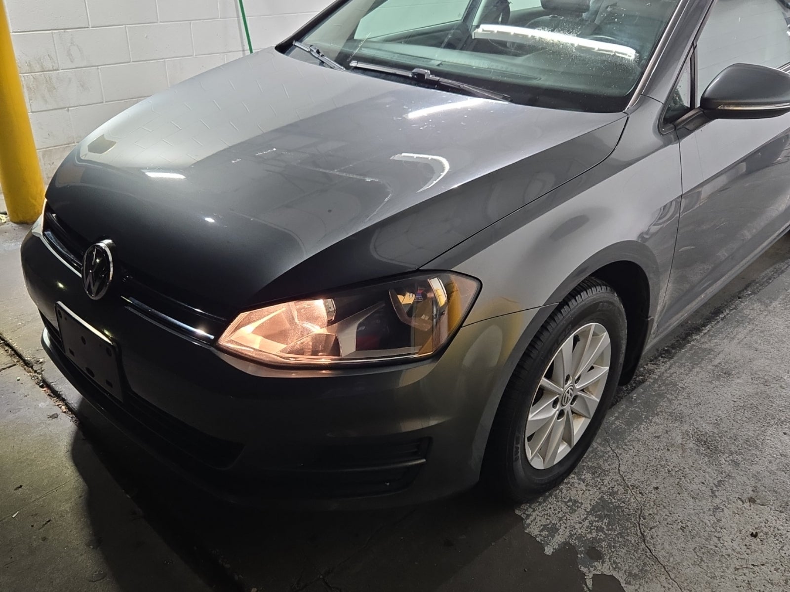 2016 Volkswagen Golf Sportwagen Tsi S