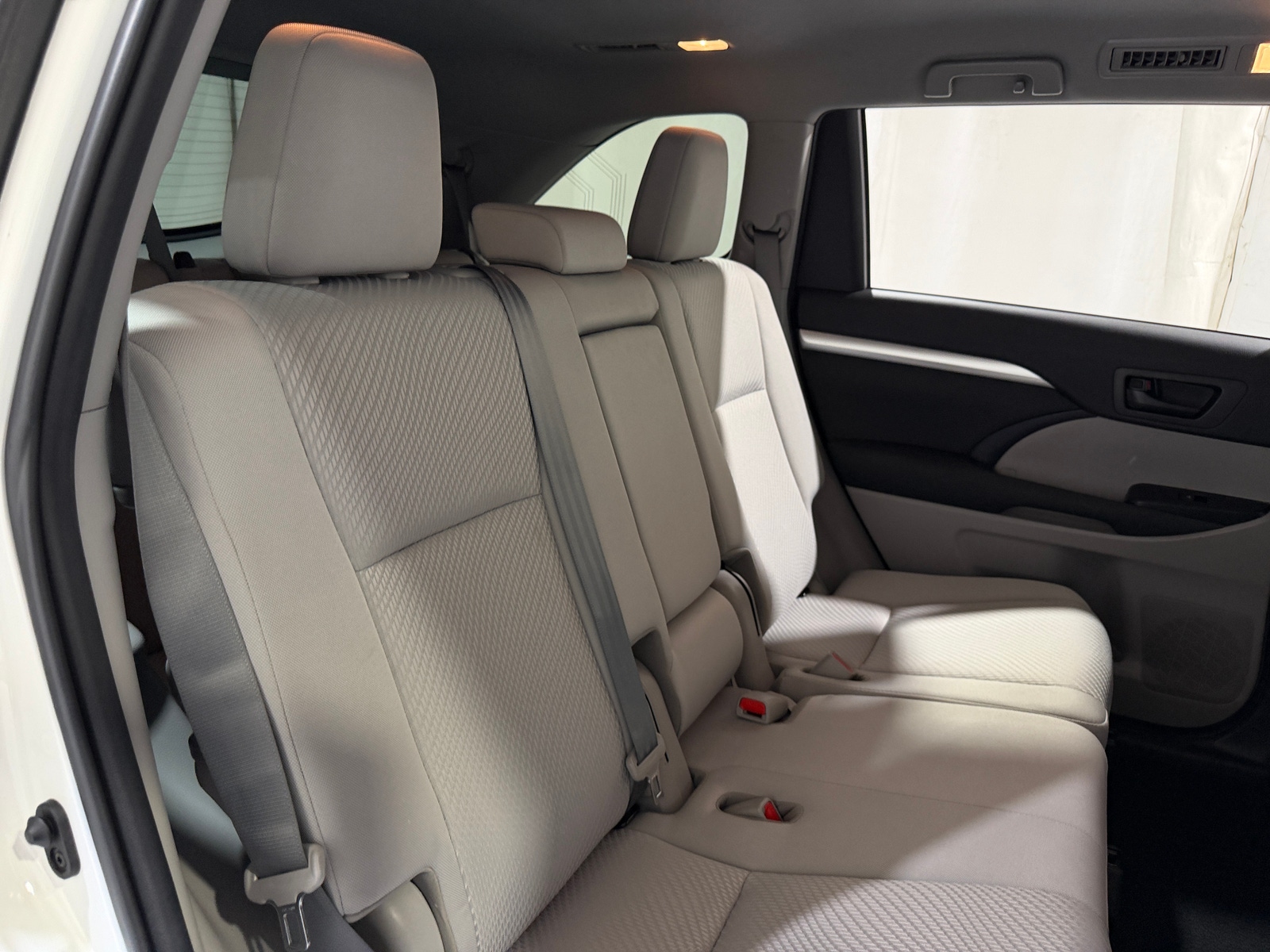 Thumbnail: 2019 Toyota Highlander - 6