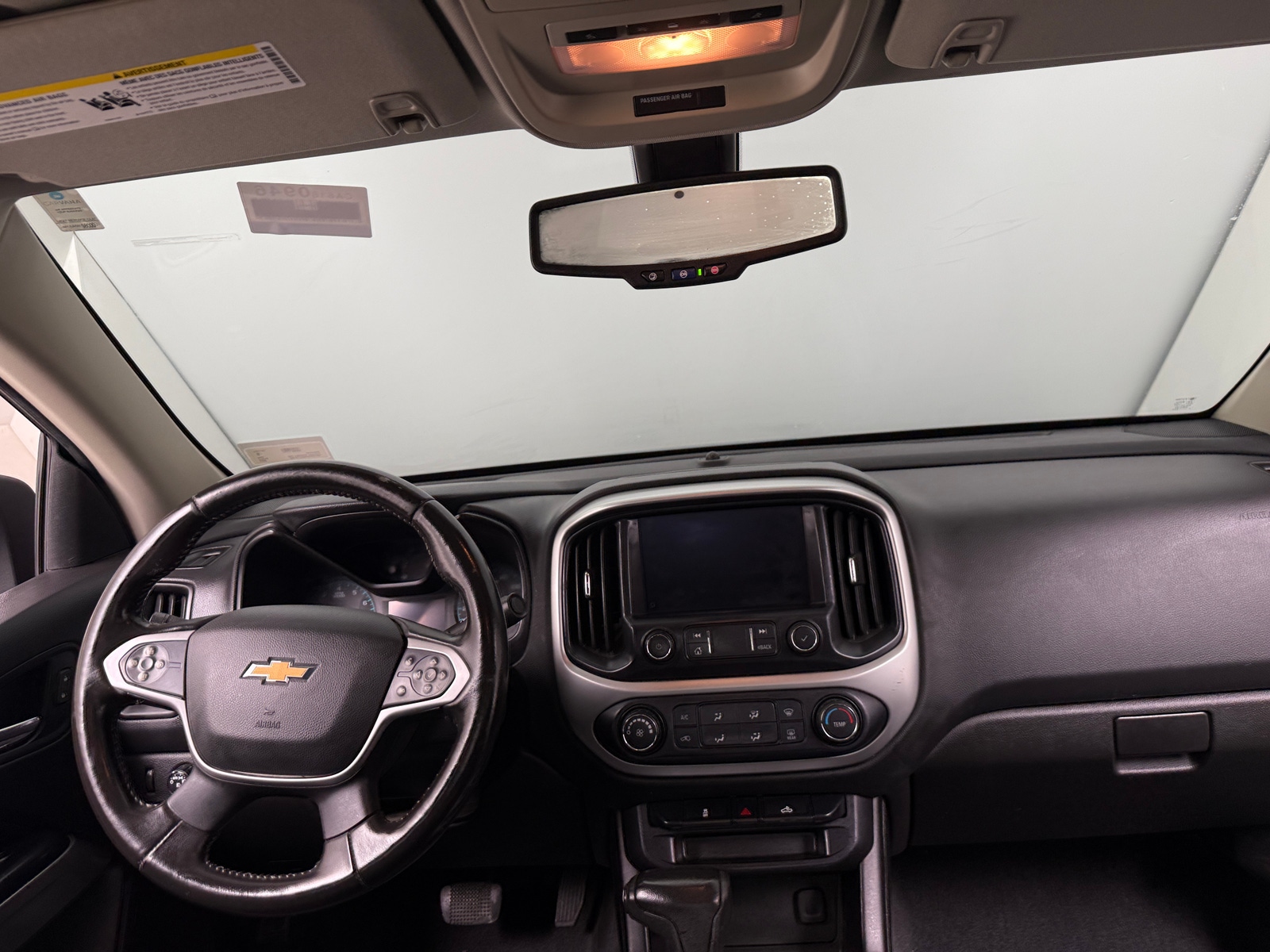 Thumbnail: 2021 Chevrolet Colorado - 3