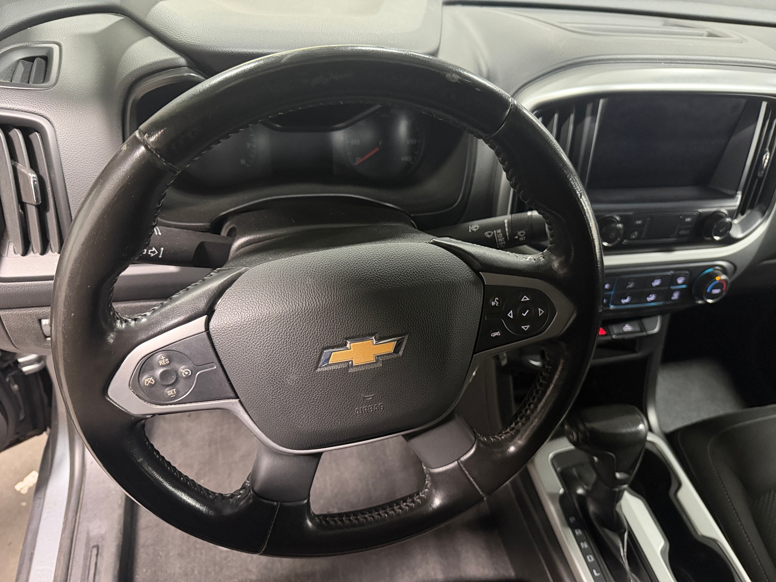 Thumbnail: 2021 Chevrolet Colorado - 5