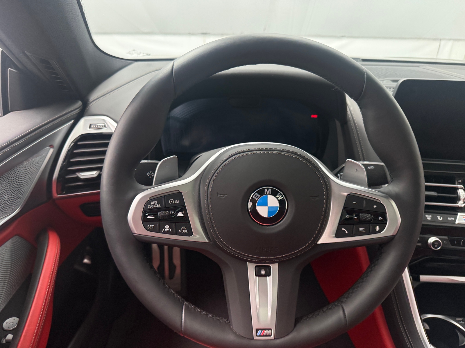 Thumbnail: 2026 BMW 8 Series - 4