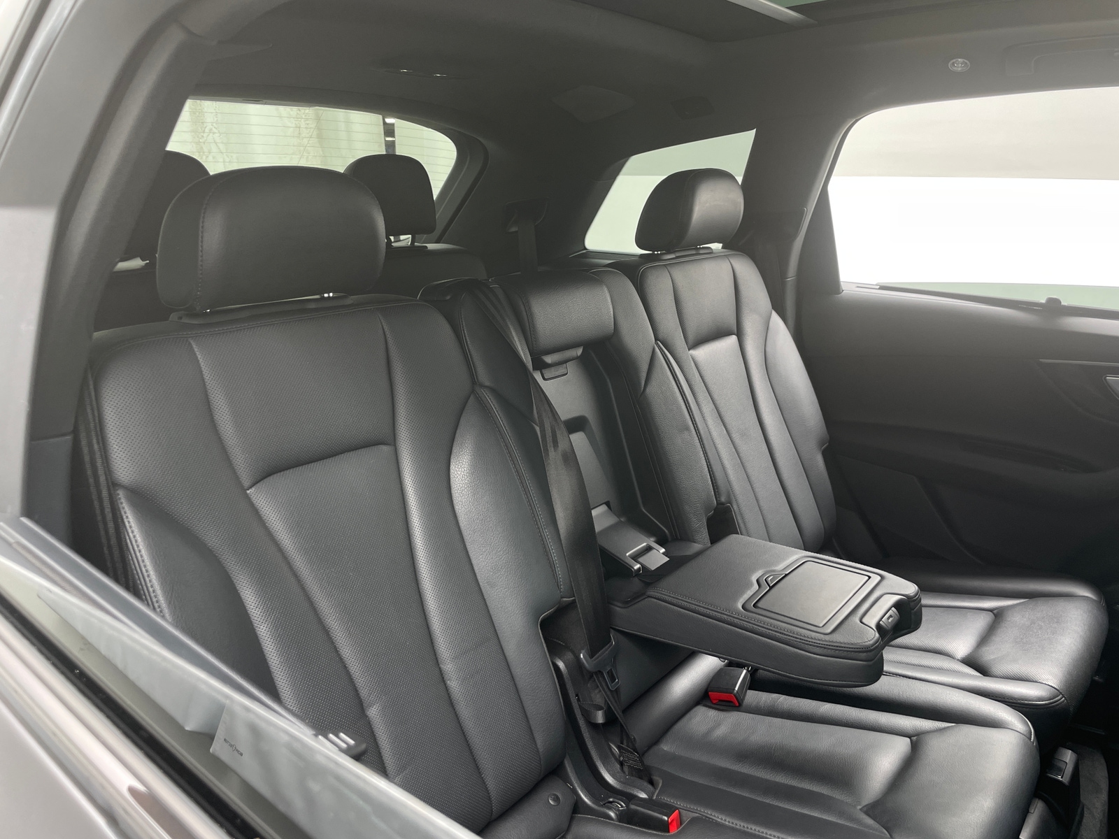 Thumbnail: 2019 Audi Q7 - 6