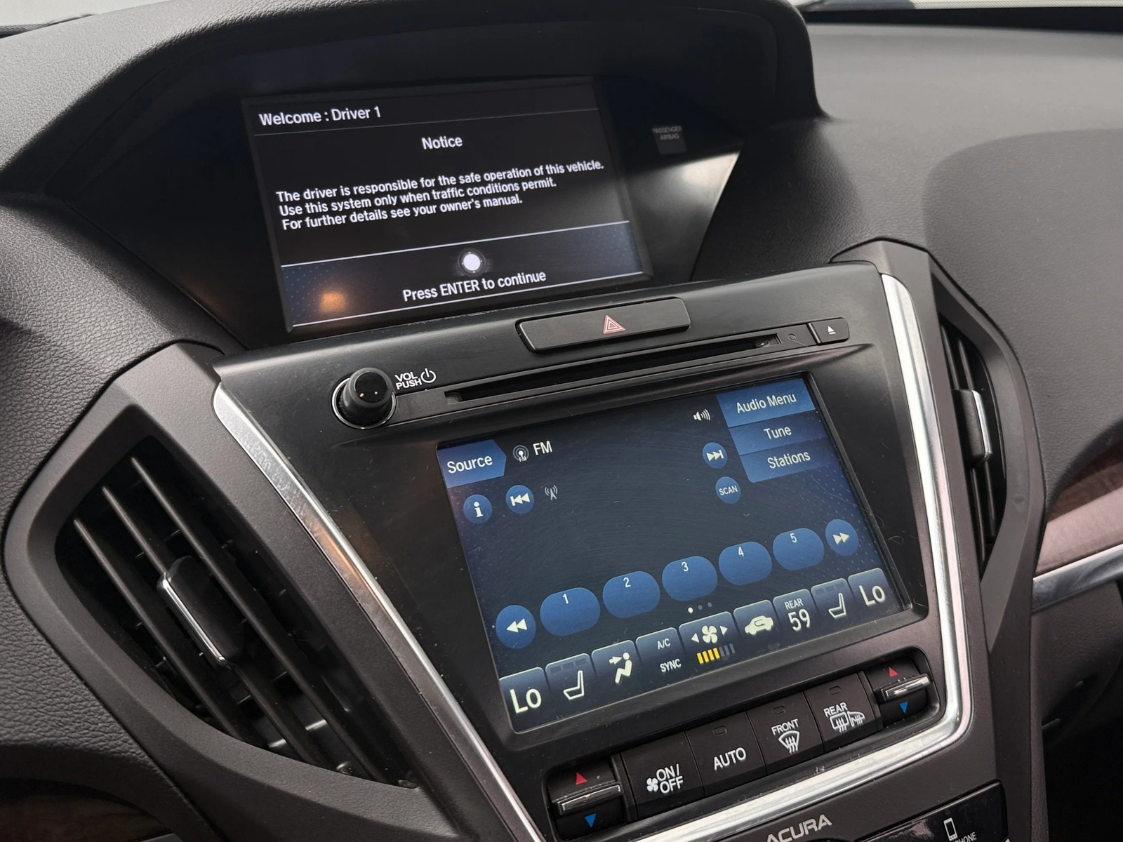 Thumbnail: 2019 Acura MDX - 3
