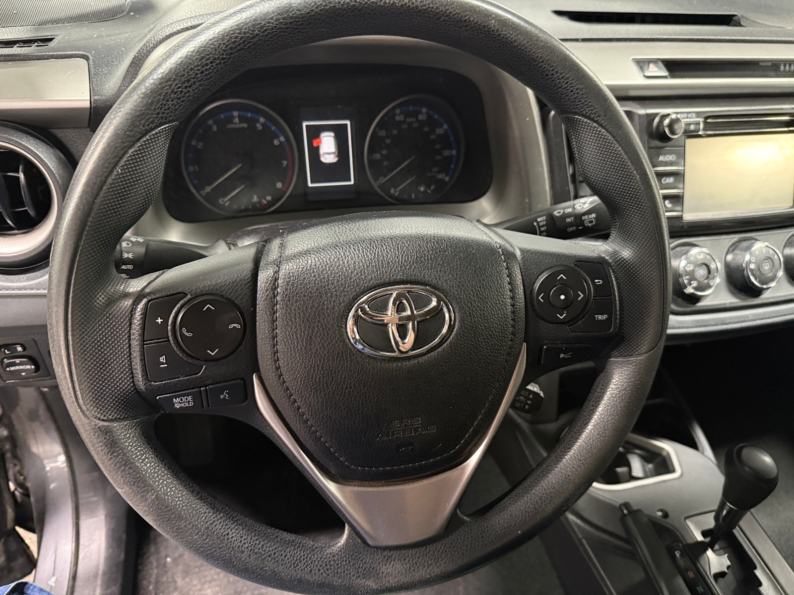 Thumbnail: 2017 Toyota RAV4 - 5