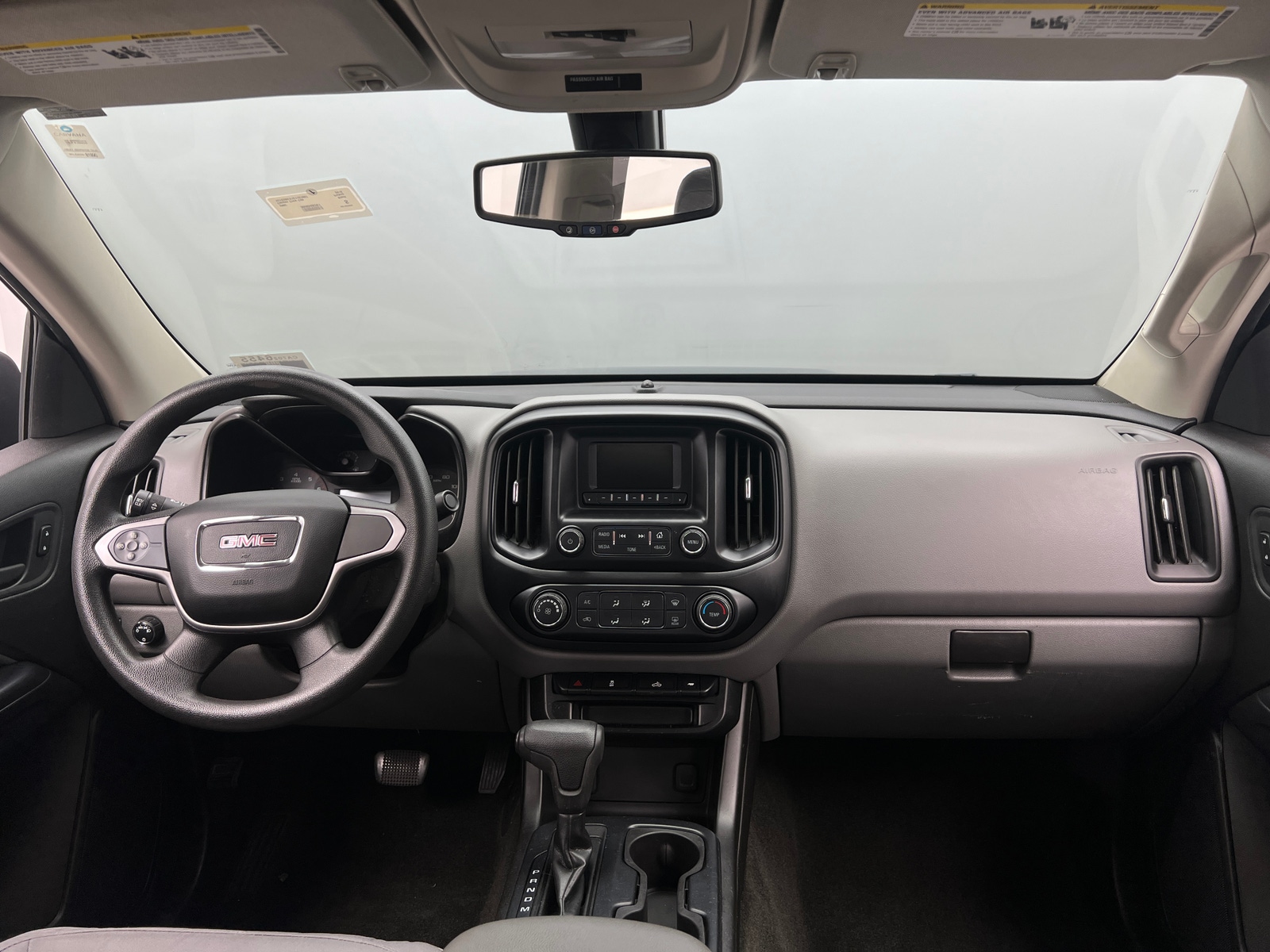 Thumbnail: 2016 GMC Canyon - 3