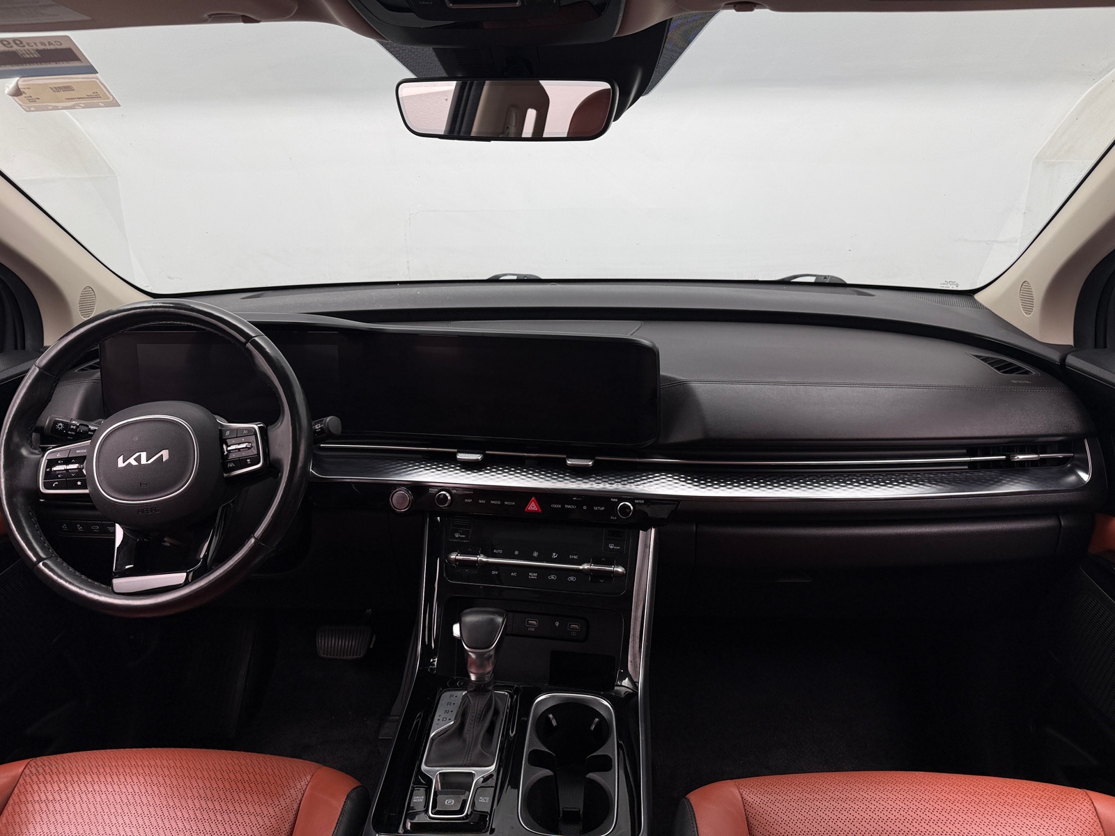 Thumbnail: 2022 Kia Carnival - 2