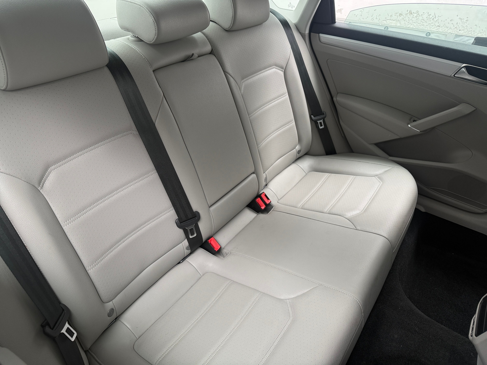 Thumbnail: 2019 Volkswagen Passat - 5