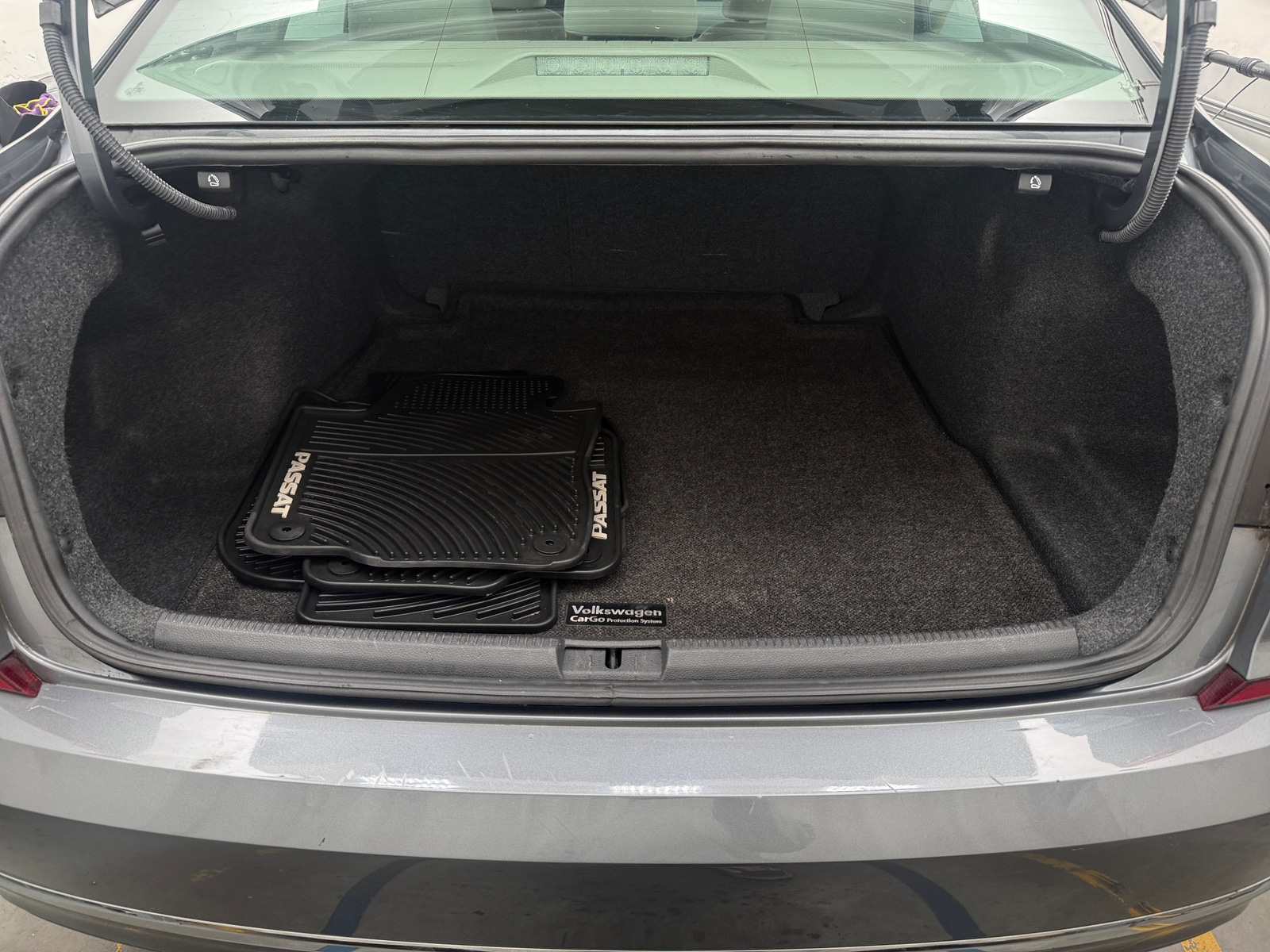 Thumbnail: 2019 Volkswagen Passat - 6