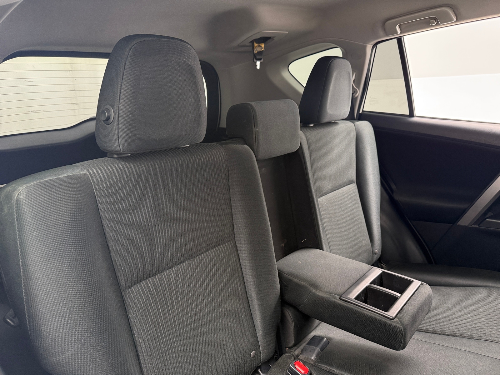 Thumbnail: 2018 Toyota RAV4 - 6