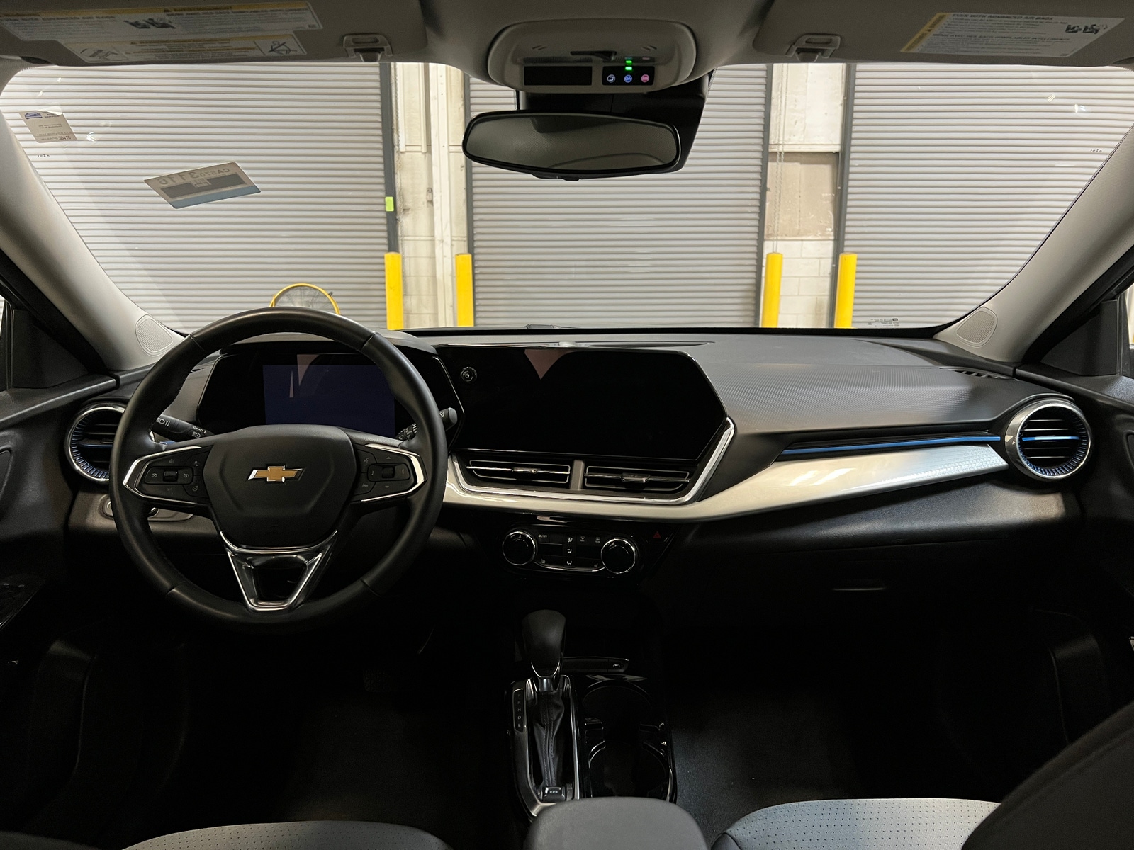 Thumbnail: 2025 Chevrolet Trax - 2