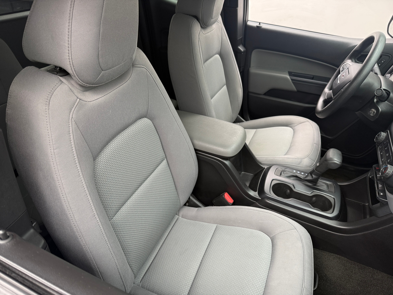 Thumbnail: 2016 GMC Canyon - 2
