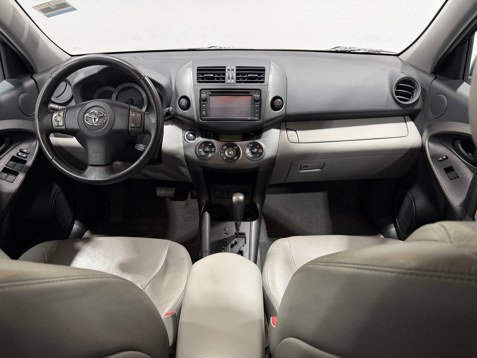 Thumbnail: 2012 Toyota RAV4 - 3
