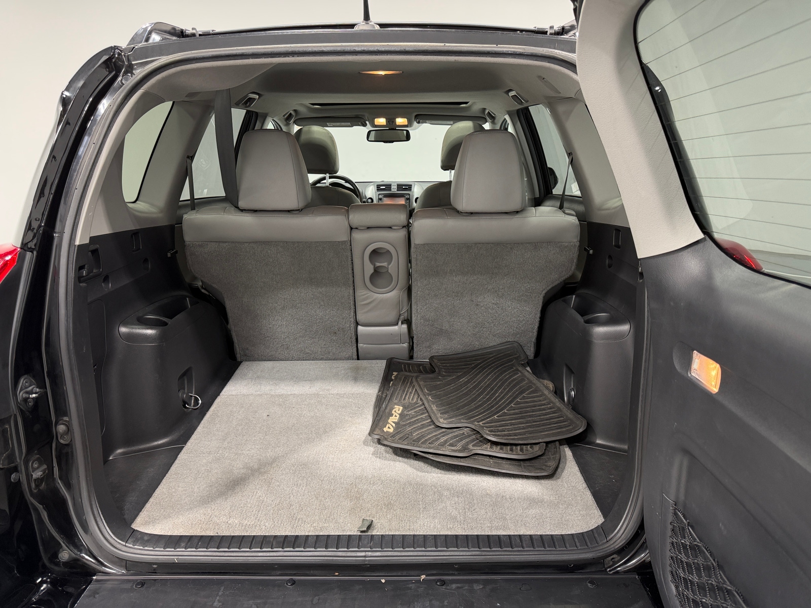 Thumbnail: 2012 Toyota RAV4 - 7