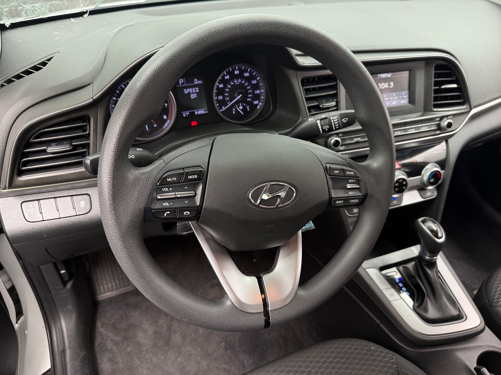 Thumbnail: 2019 Hyundai Elantra - 5