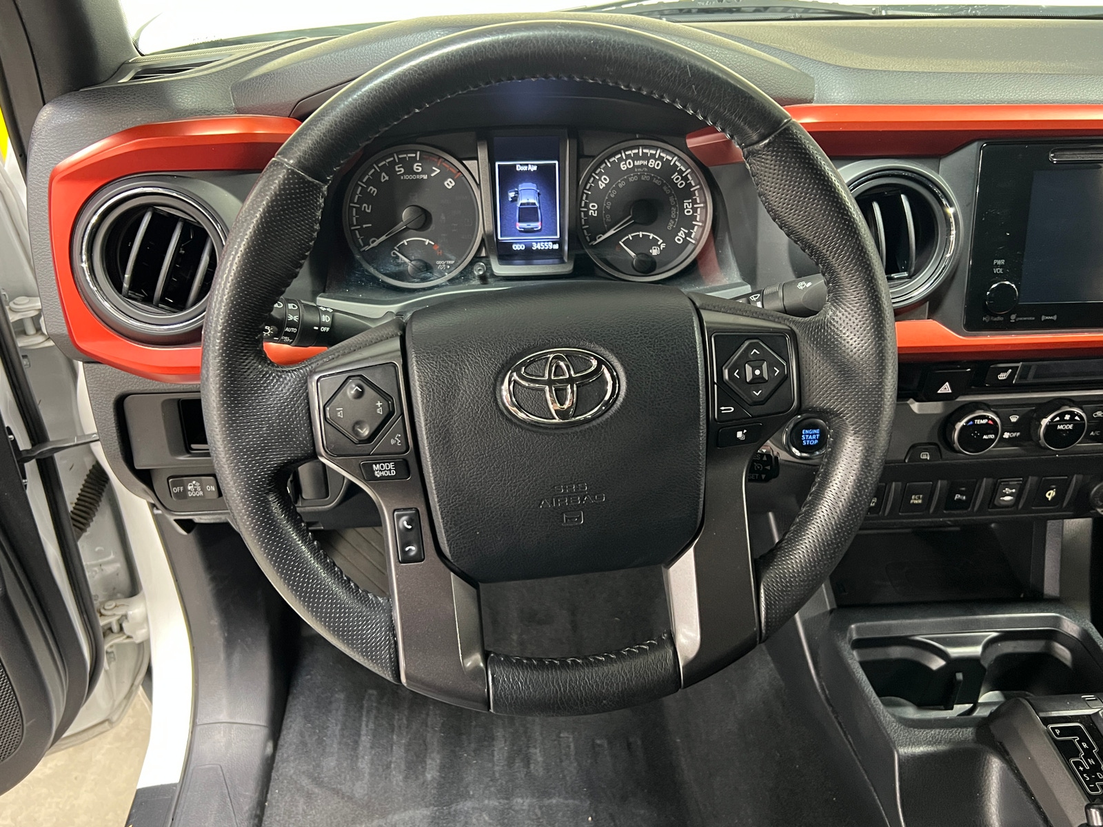 Thumbnail: 2017 Toyota Tacoma - 5