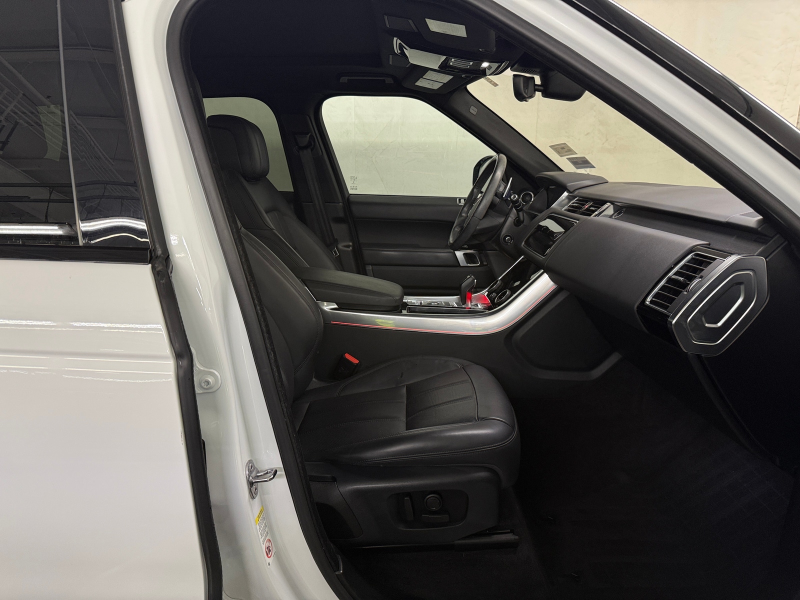 Thumbnail: 2021 Land Rover Range Rover Sport - 2