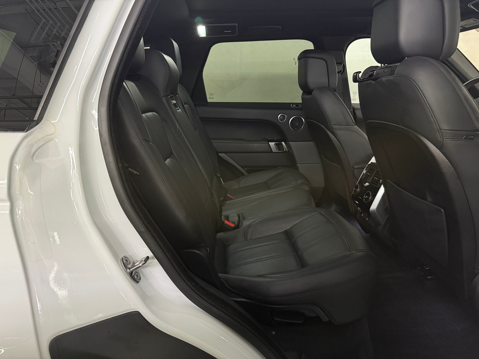 Thumbnail: 2021 Land Rover Range Rover Sport - 6
