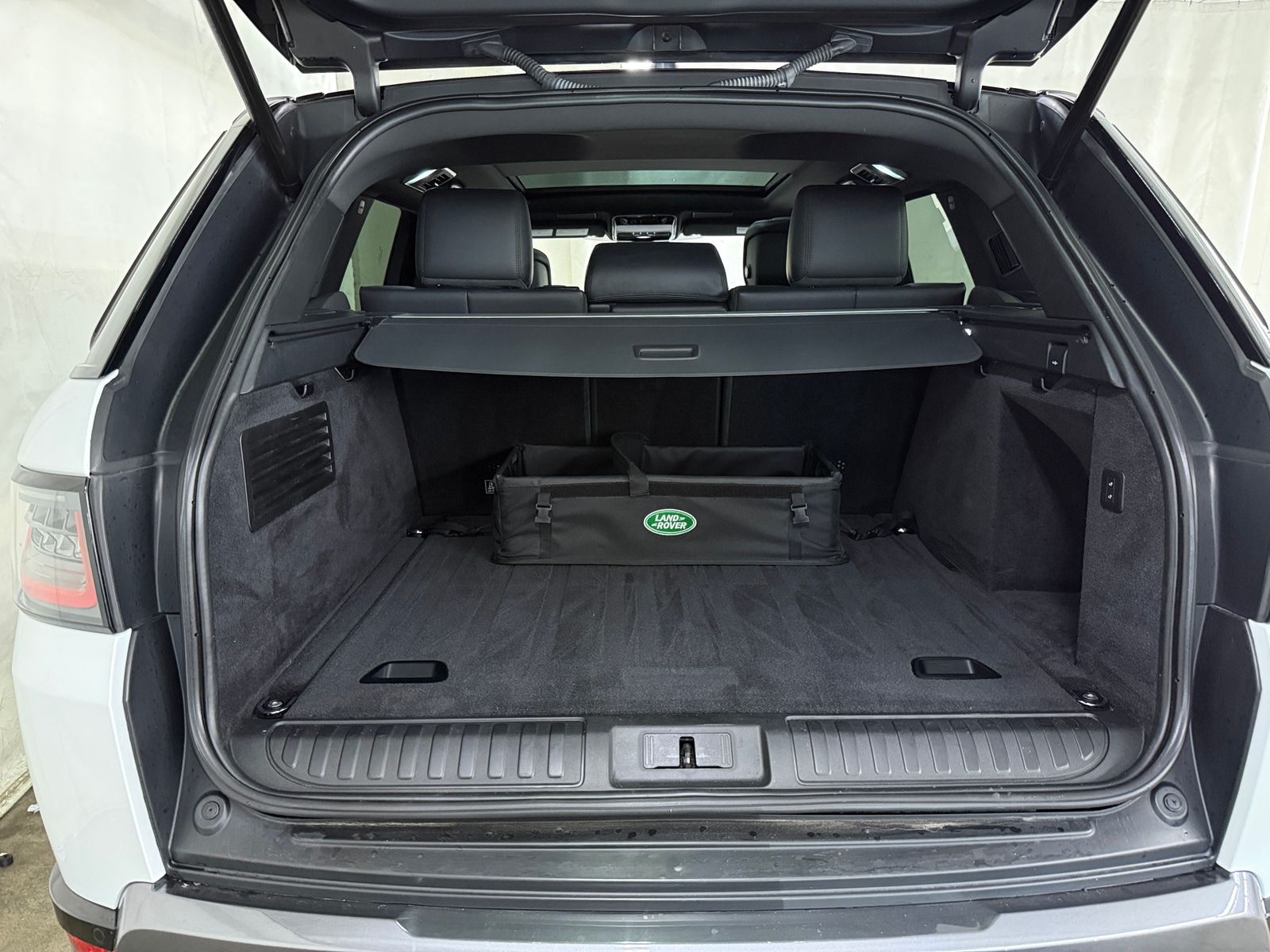 Thumbnail: 2021 Land Rover Range Rover Sport - 7