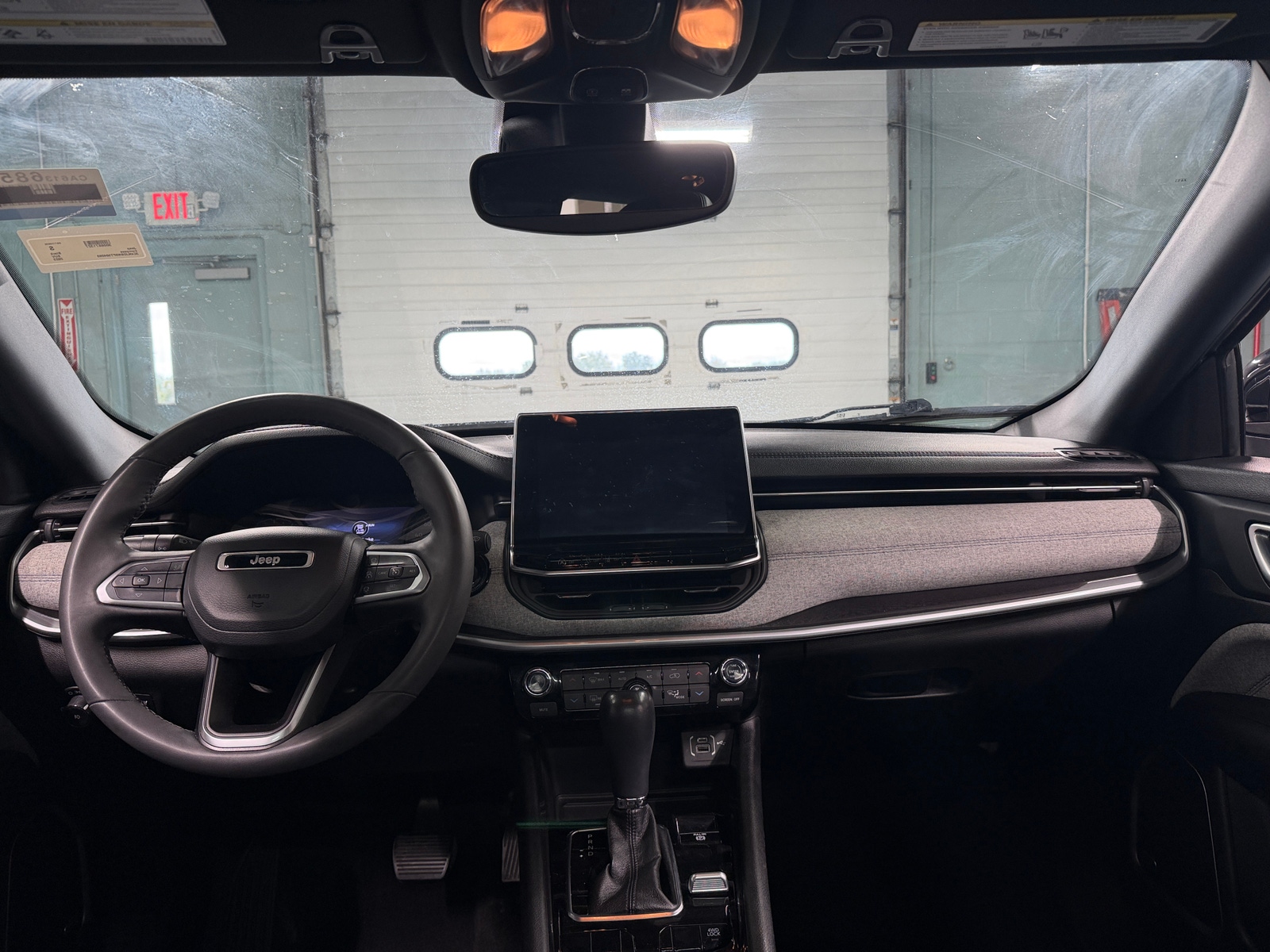 Thumbnail: 2023 Jeep Compass - 3