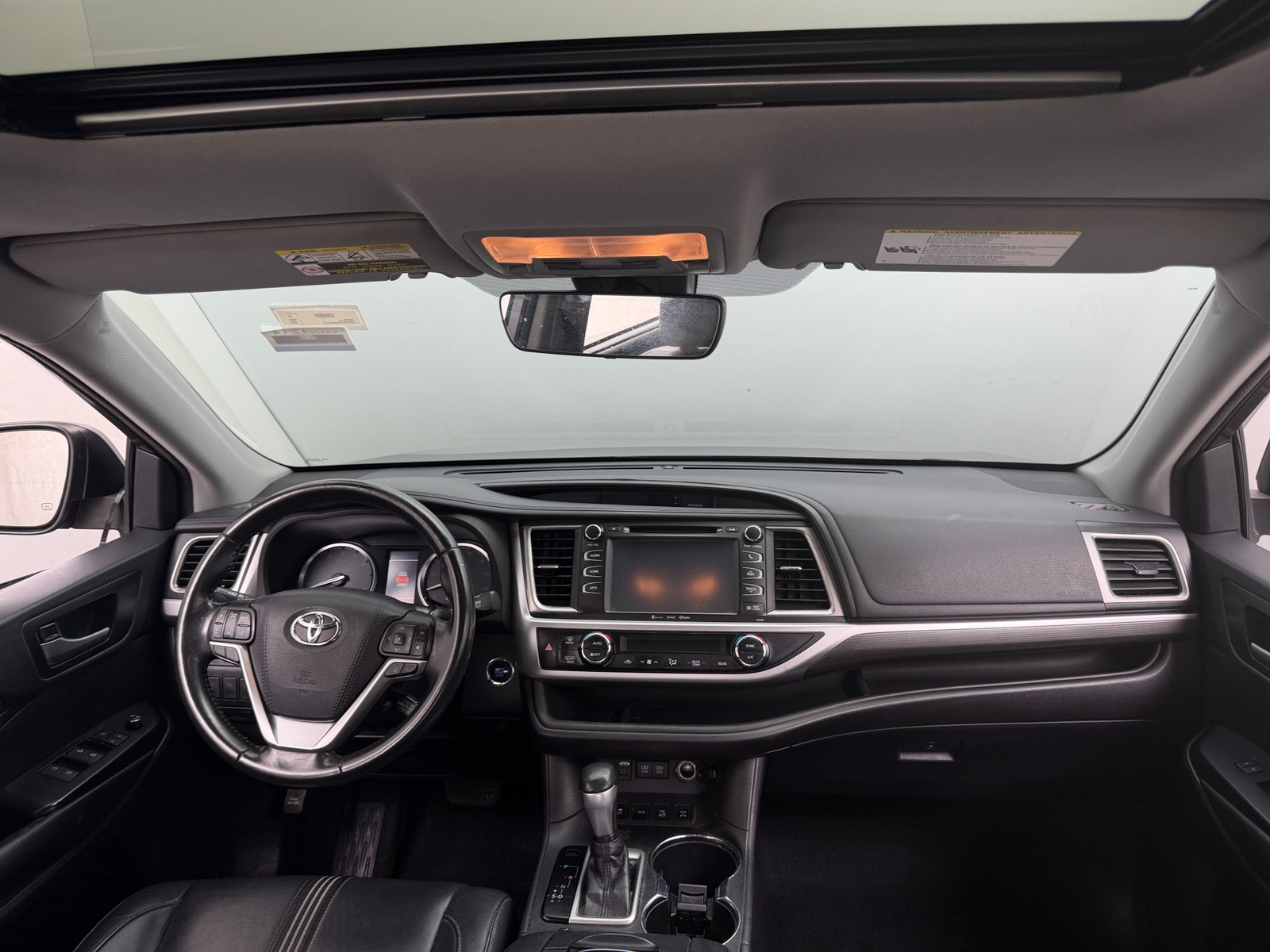 Thumbnail: 2018 Toyota Highlander - 2