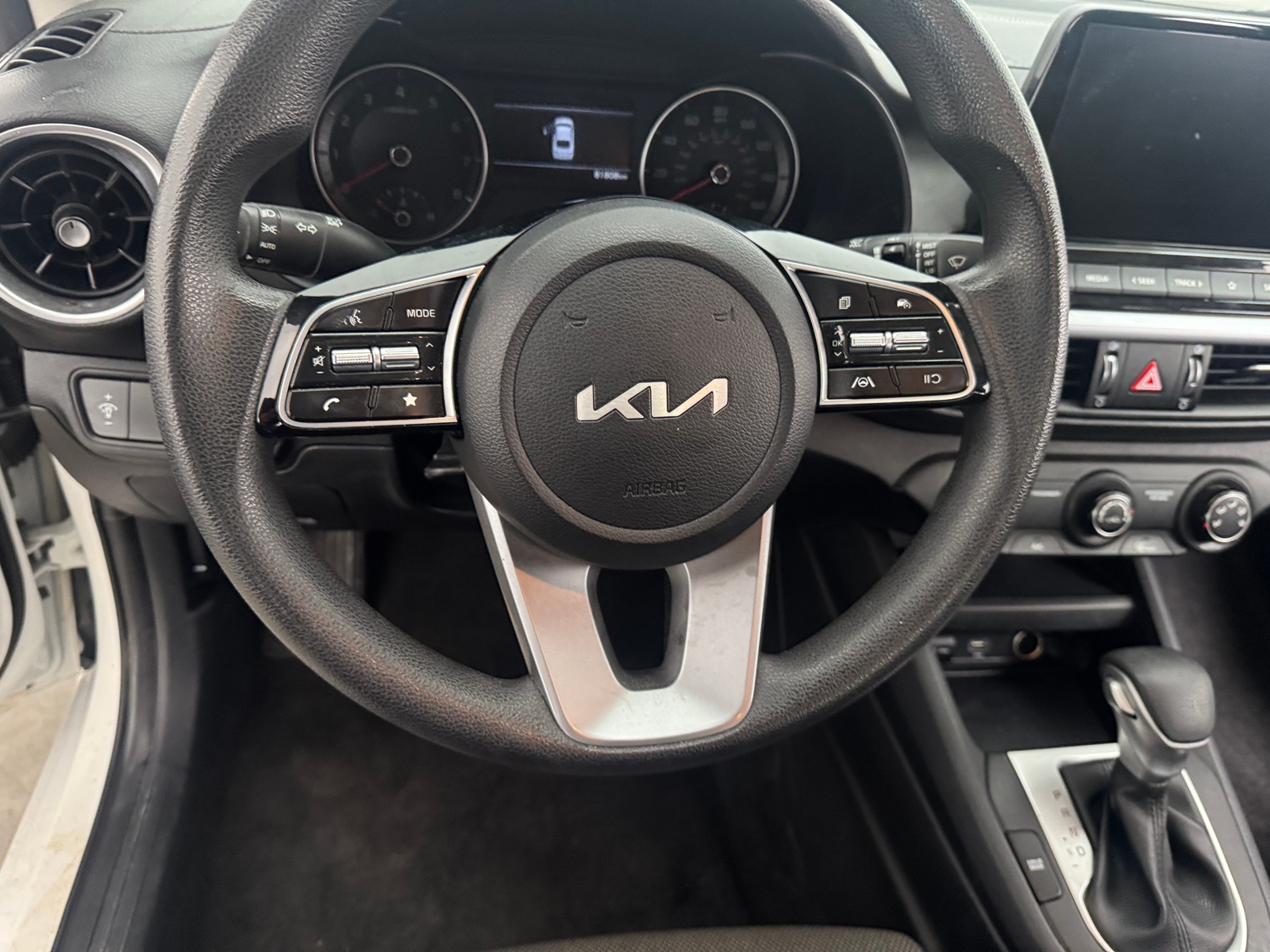 Thumbnail: 2023 Kia Forte - 5