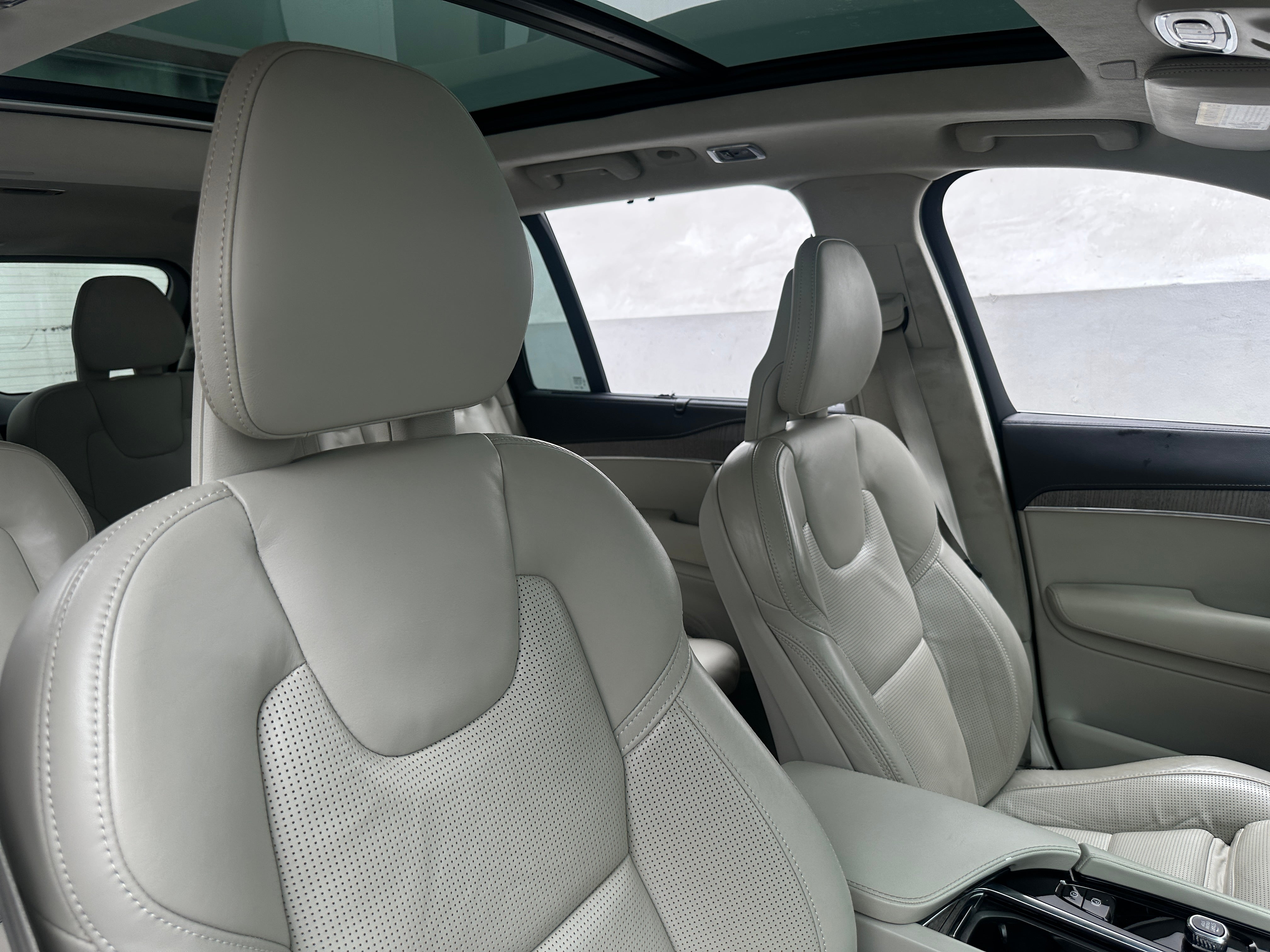 2022 Volvo XC90 Inscription
