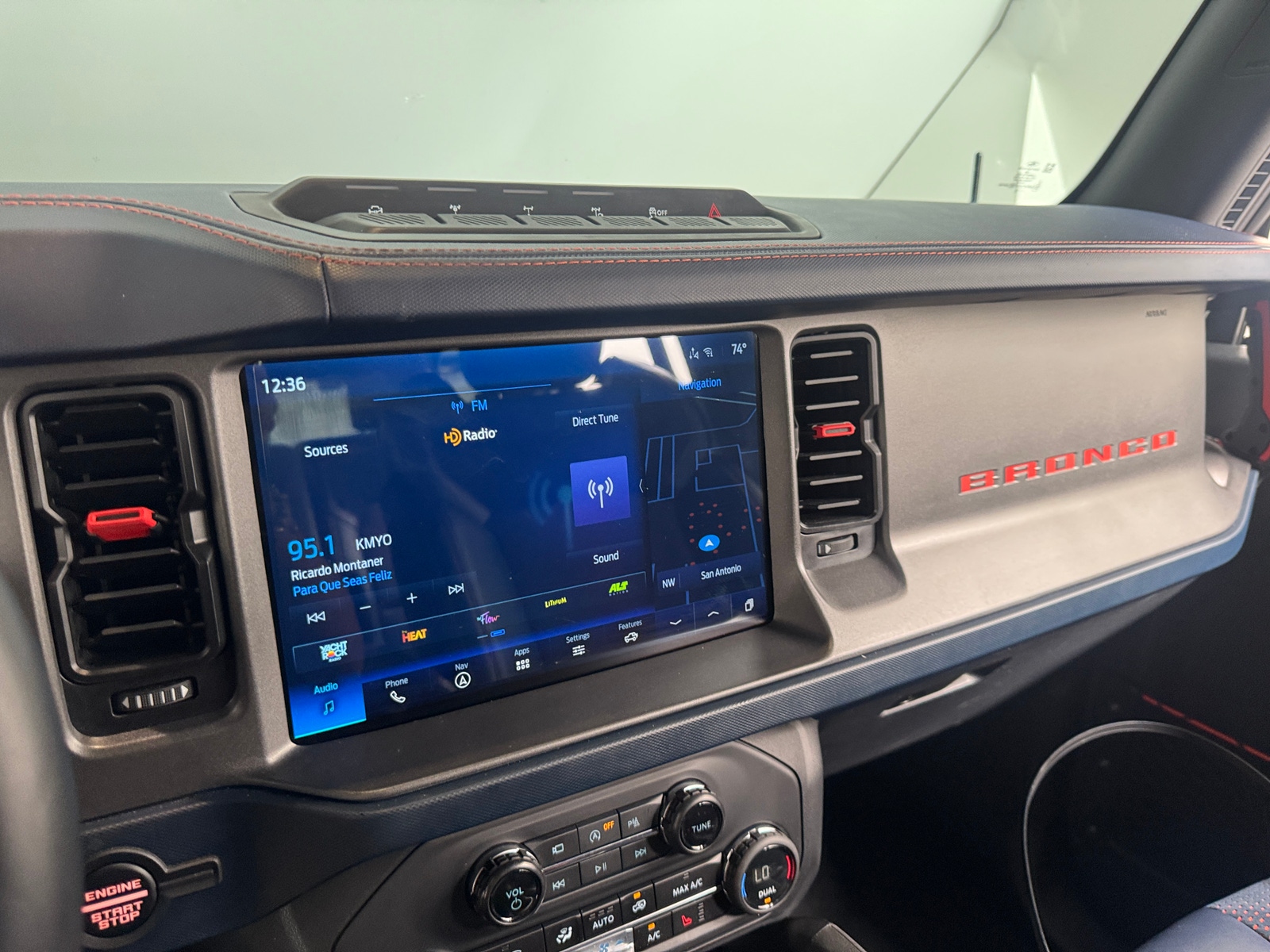 Thumbnail: 2024 Ford Bronco - 3