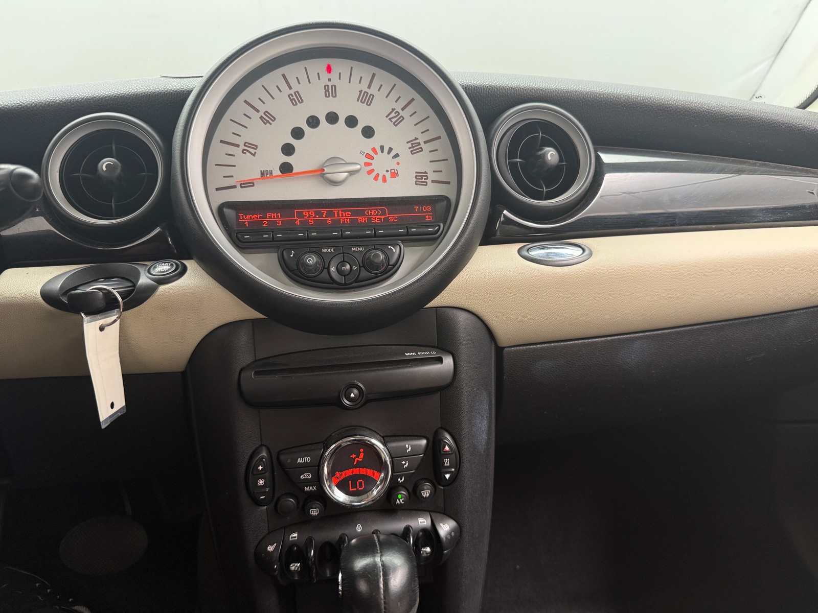 Thumbnail: 2013 MINI Cooper Hardtop - 4