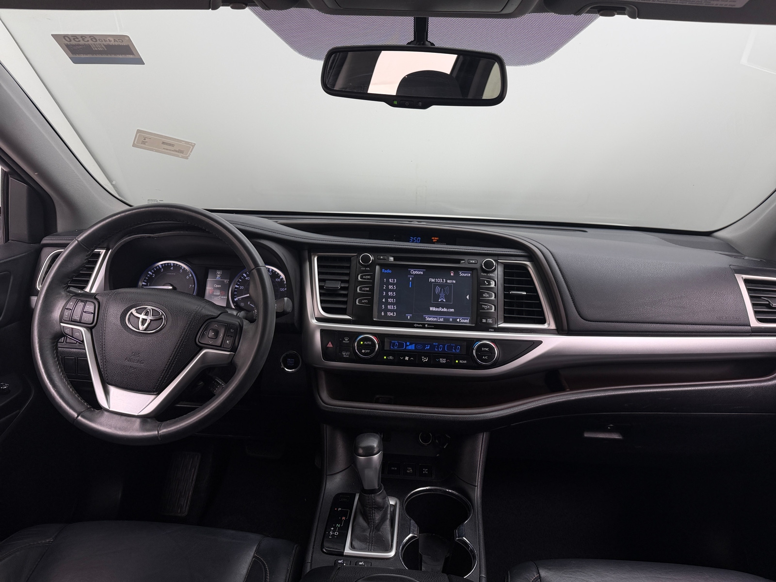 Thumbnail: 2015 Toyota Highlander - 2