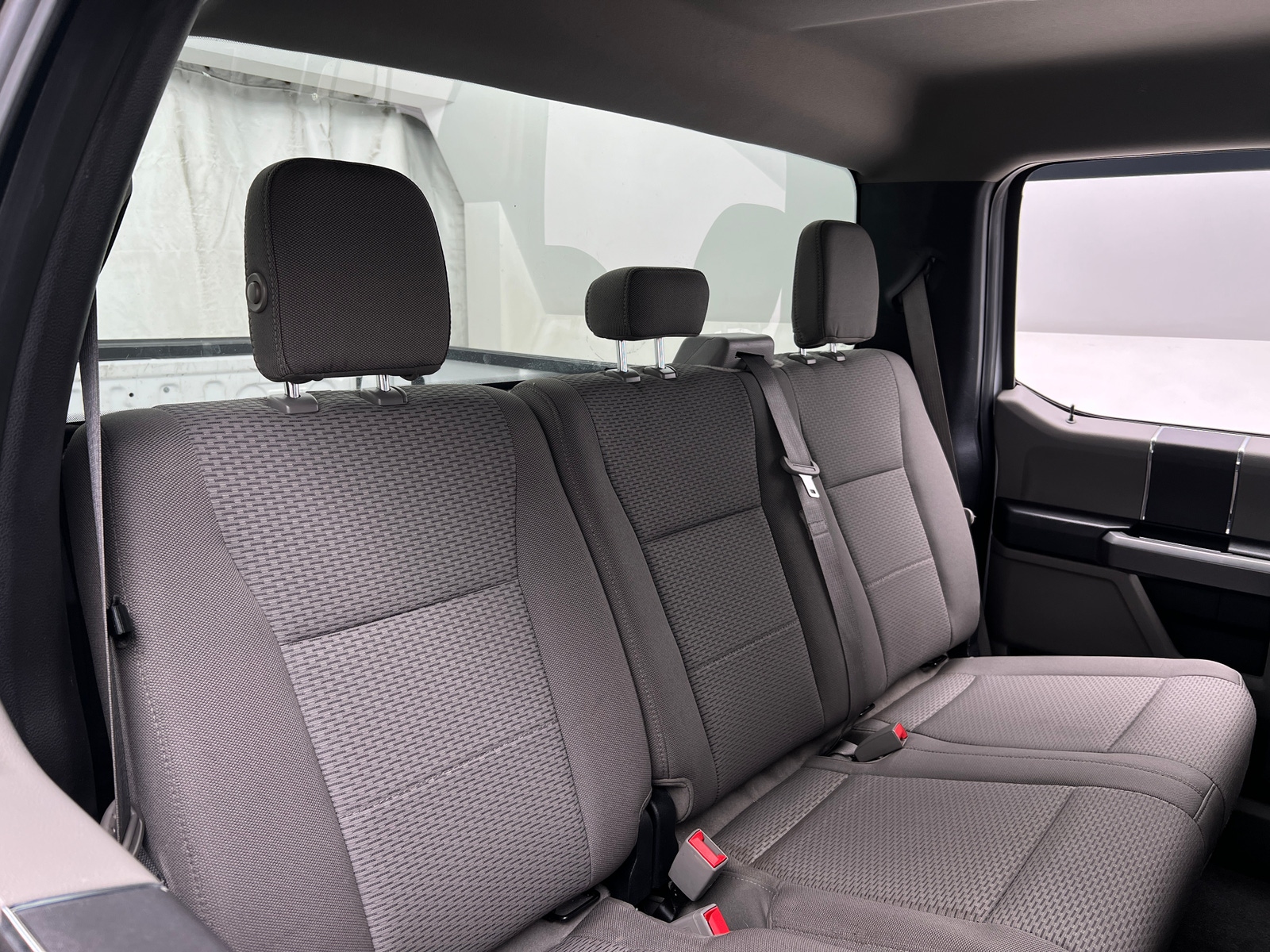 Thumbnail: 2018 Ford Econoline - 6