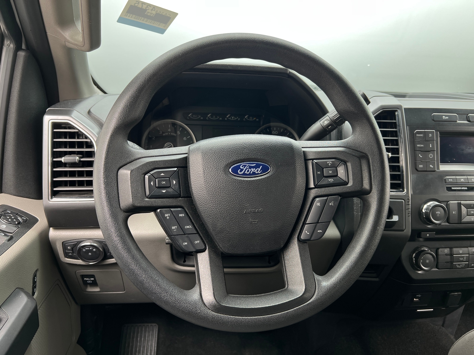Thumbnail: 2018 Ford Econoline - 5