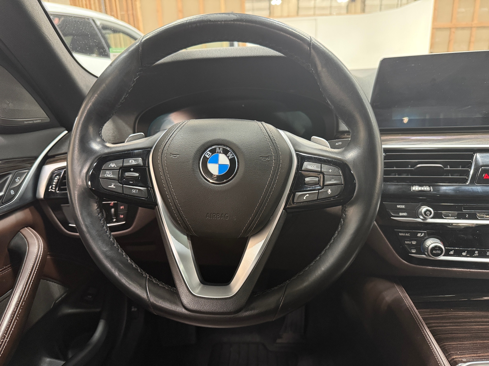 Thumbnail: 2019 BMW 5 Series - 4